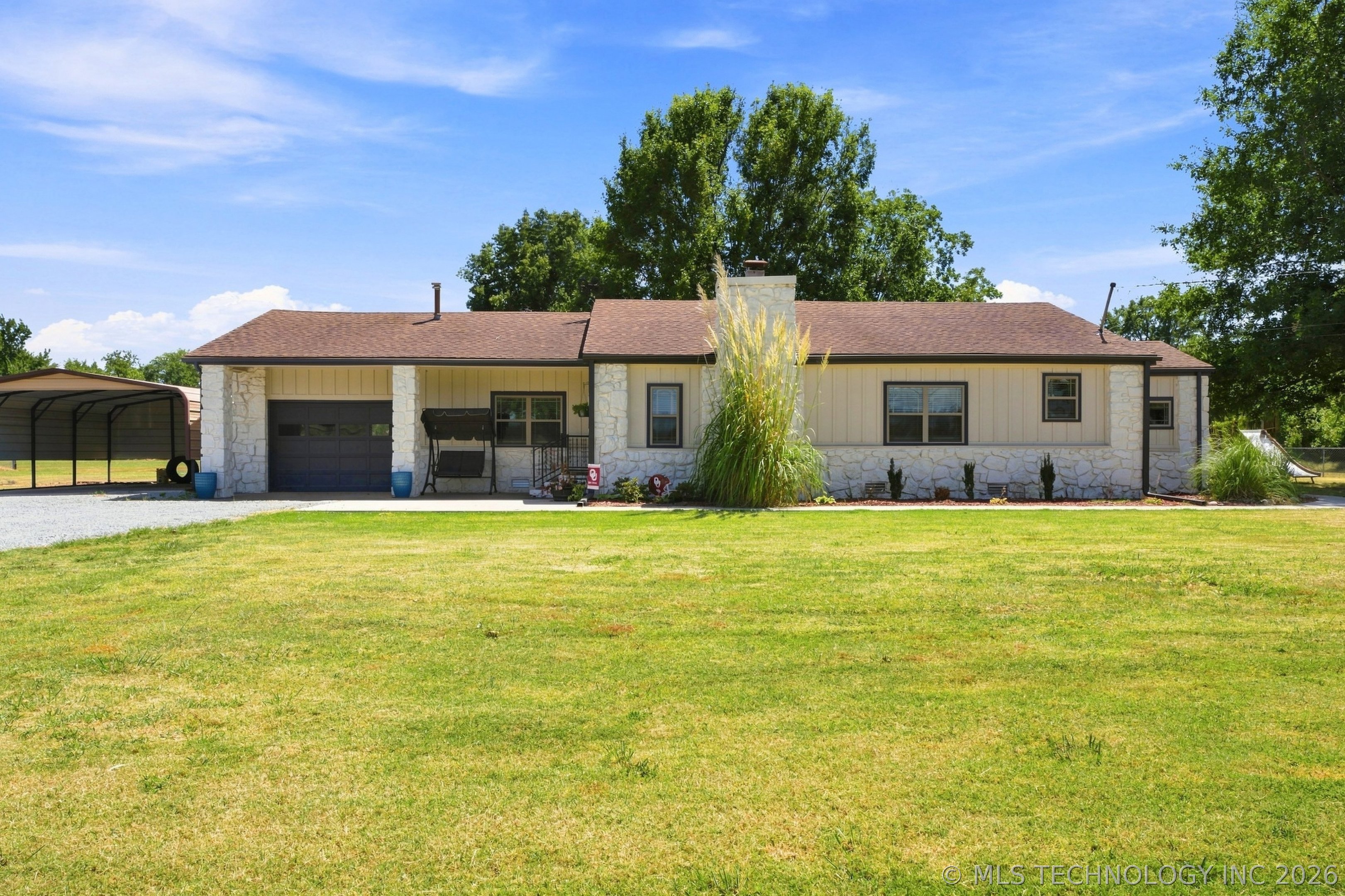 1301 W Smith Ferry Road — photo