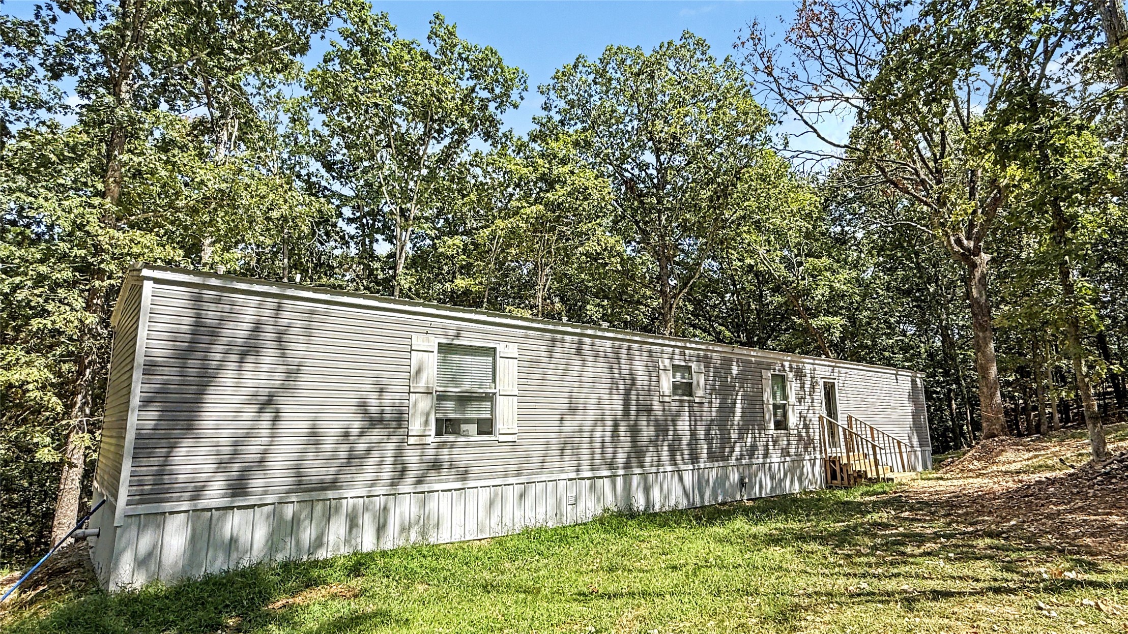 10112 Sandstone Road — photo