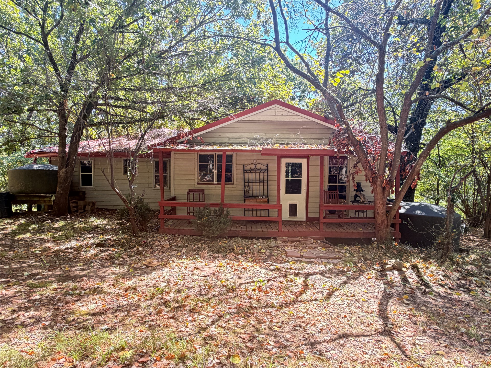 23181 Idlewild — photo