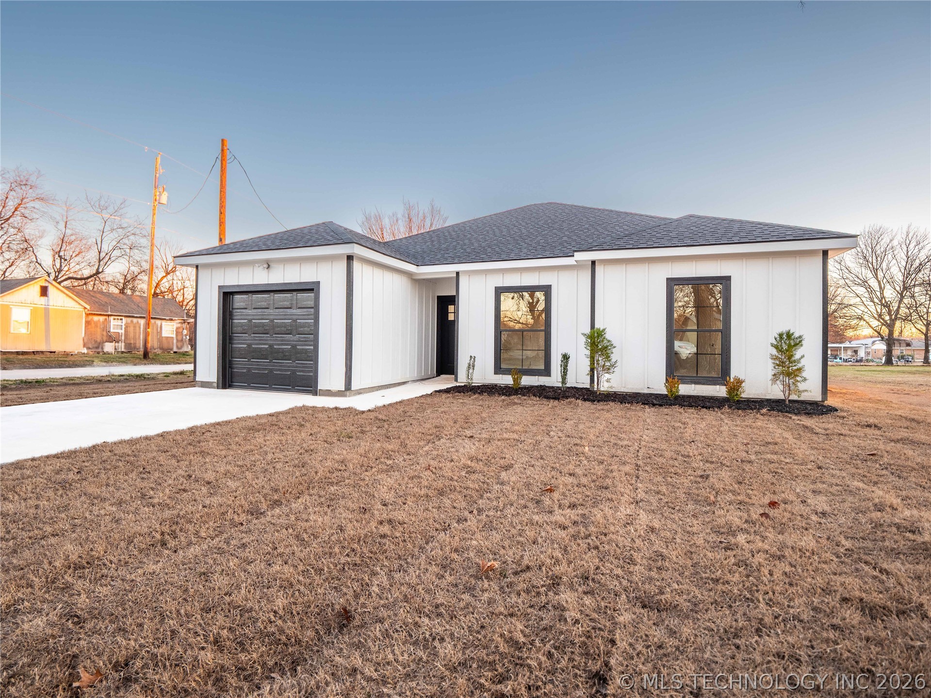 200 Townsend Avenue — photo