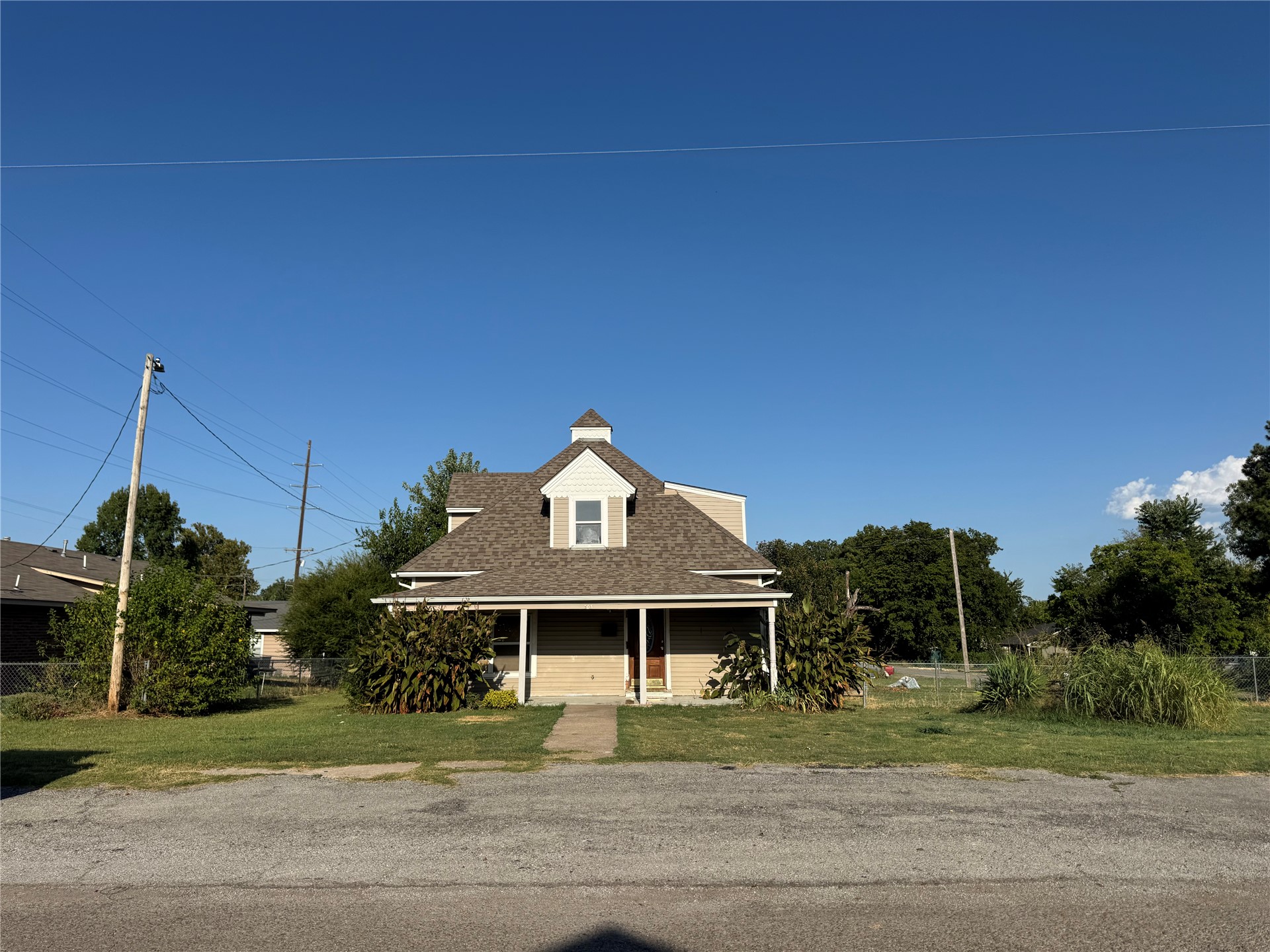 Home in Sapulpa, OK 74066 — photo 2