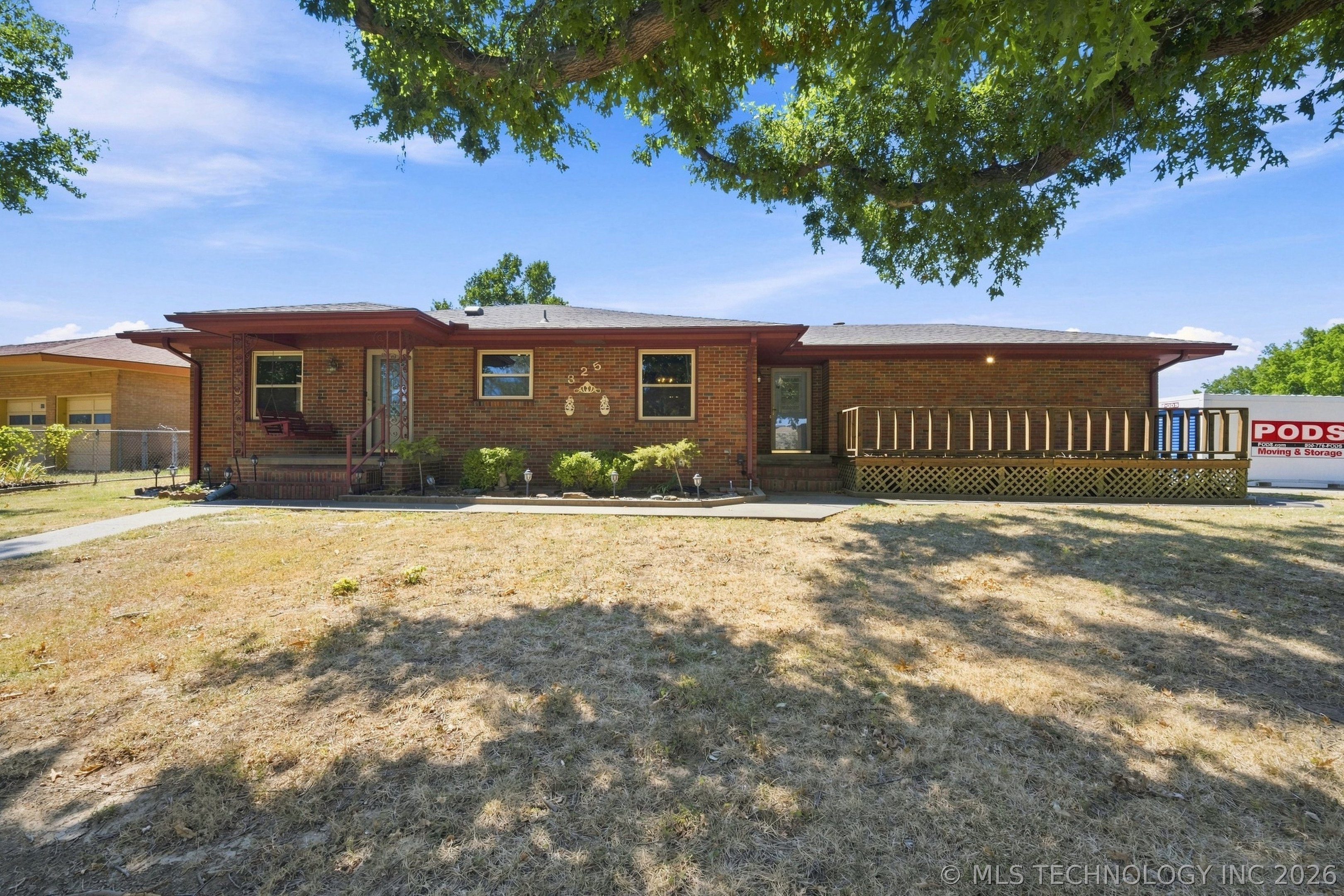 325 Hillside Drive — photo