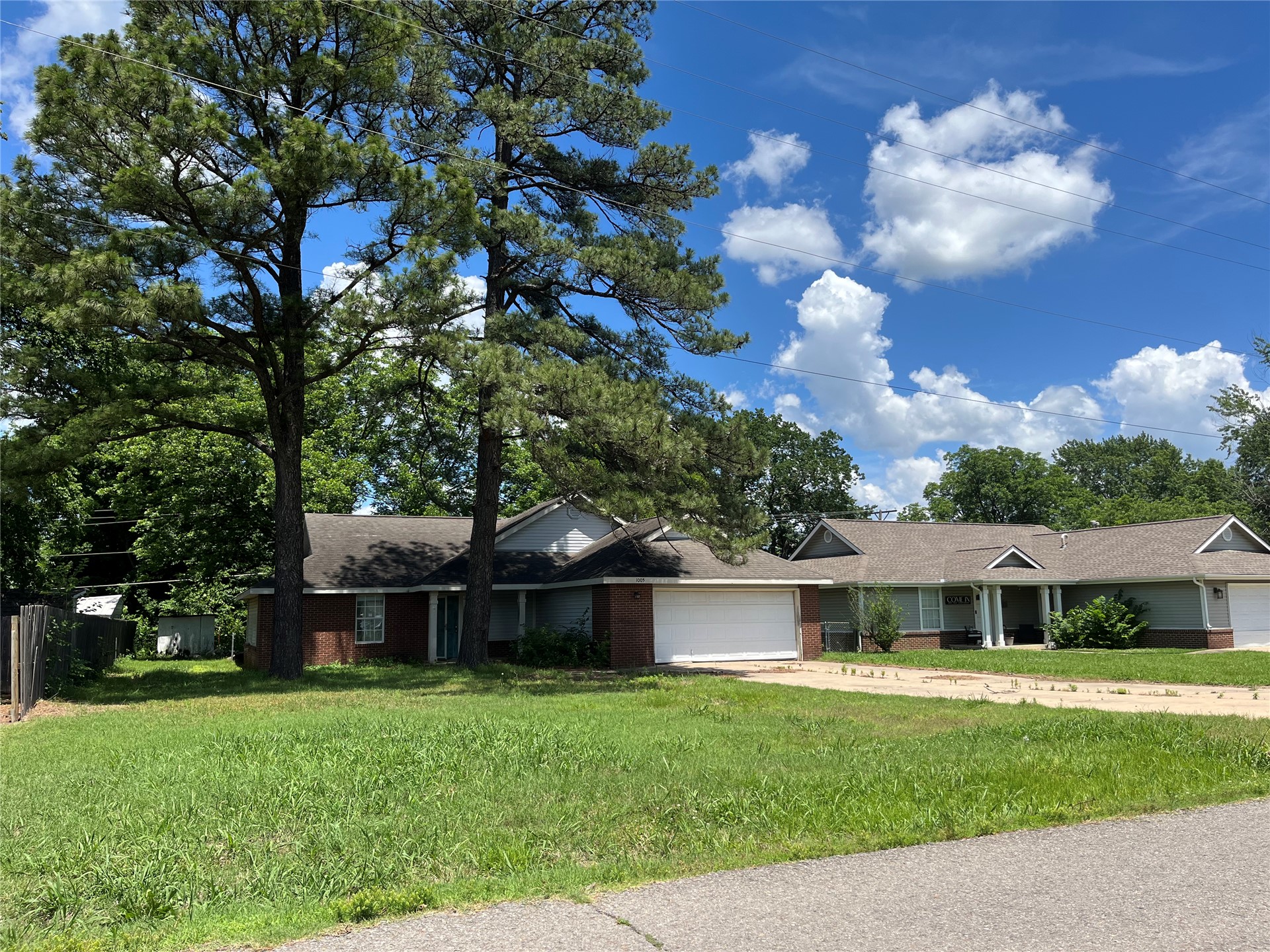 1005 SE 5th Street — photo
