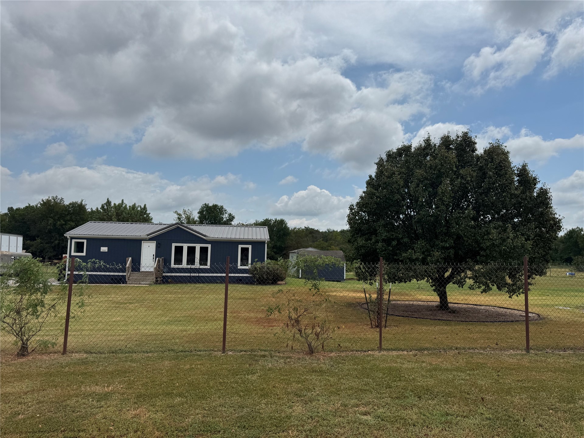 2738 E 116th Street N — photo