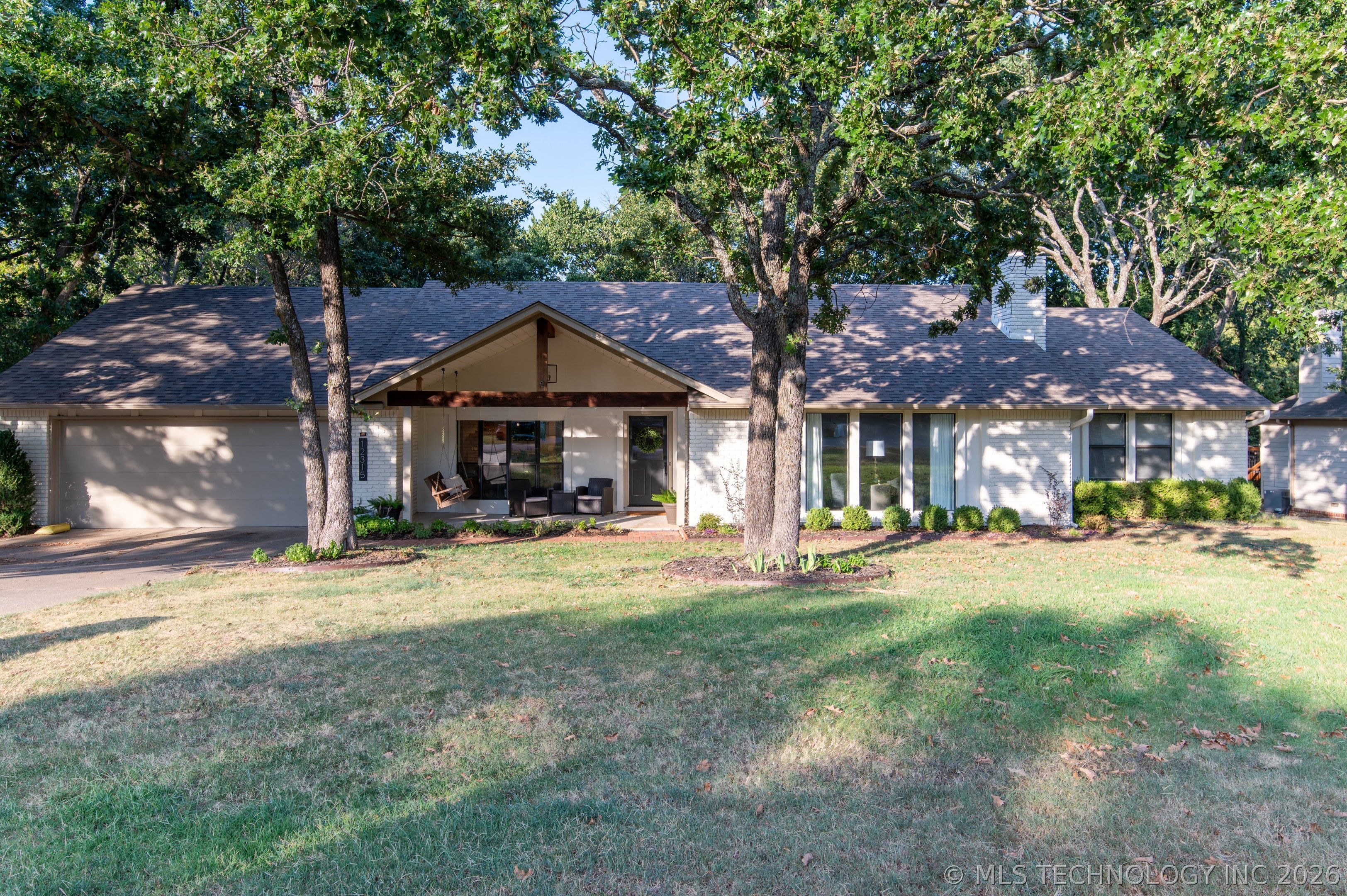 12315 S Skyline Drive — photo