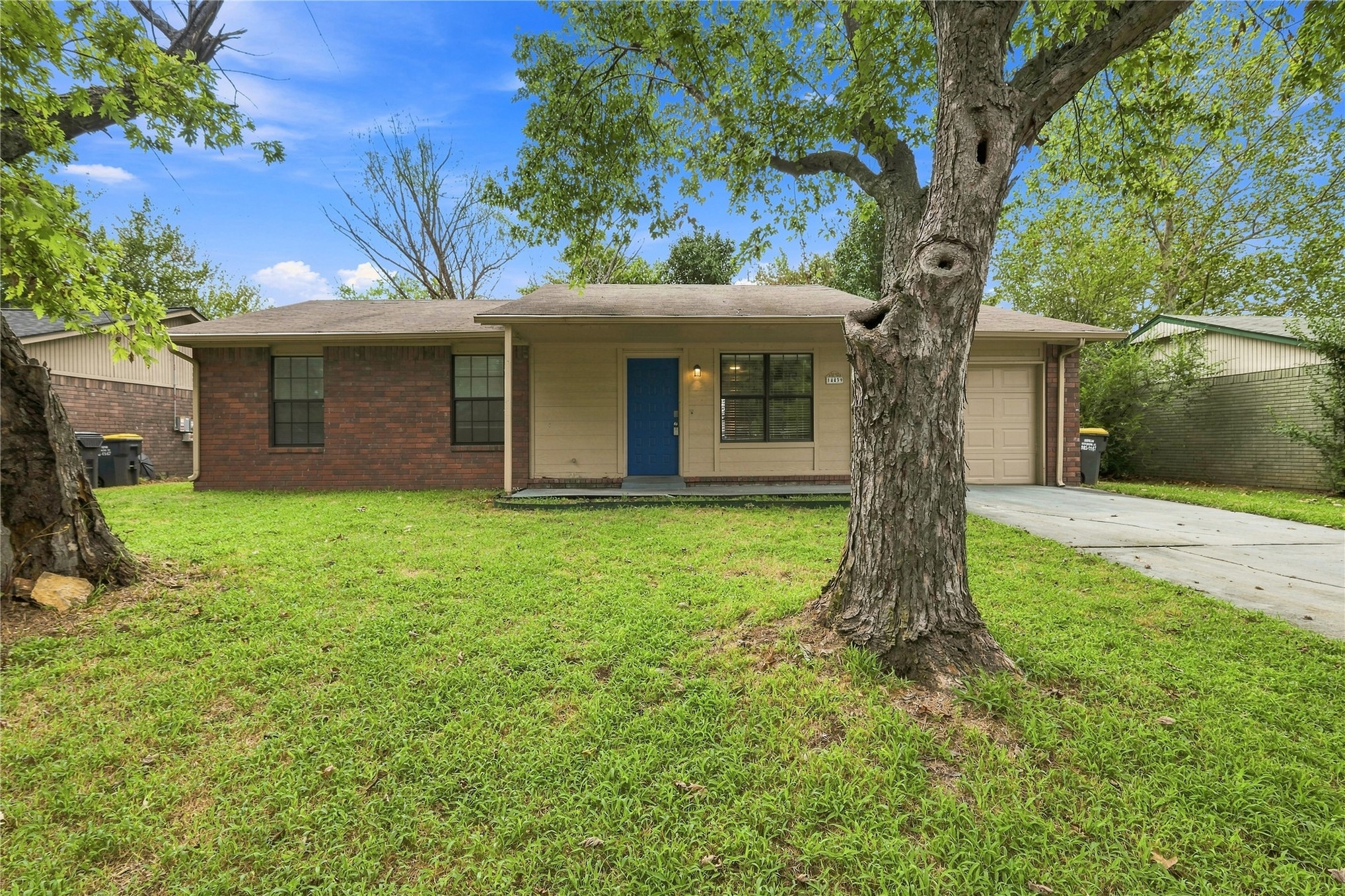 14439 S Oak Court — photo