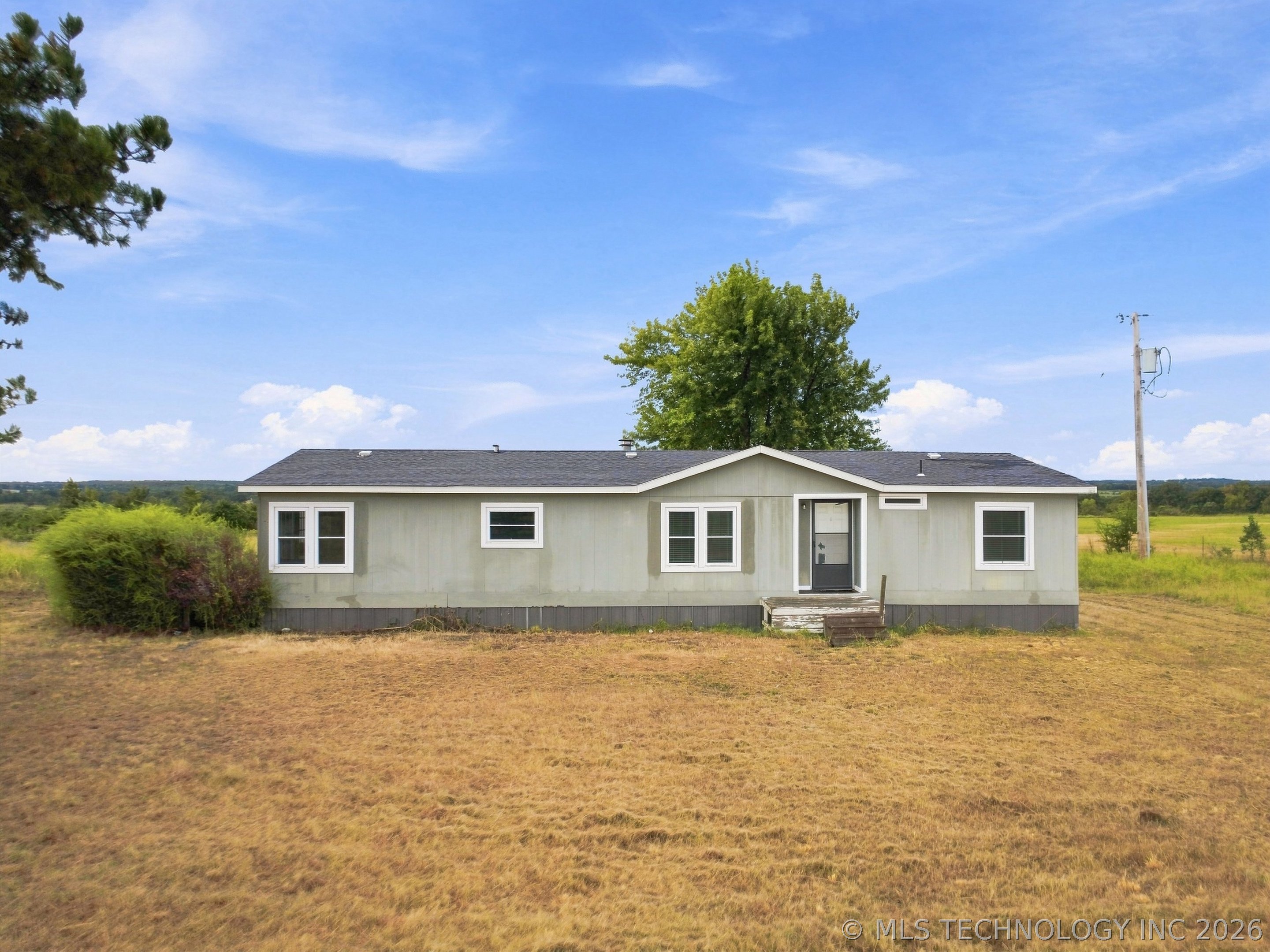 29982 Dustin Road — photo