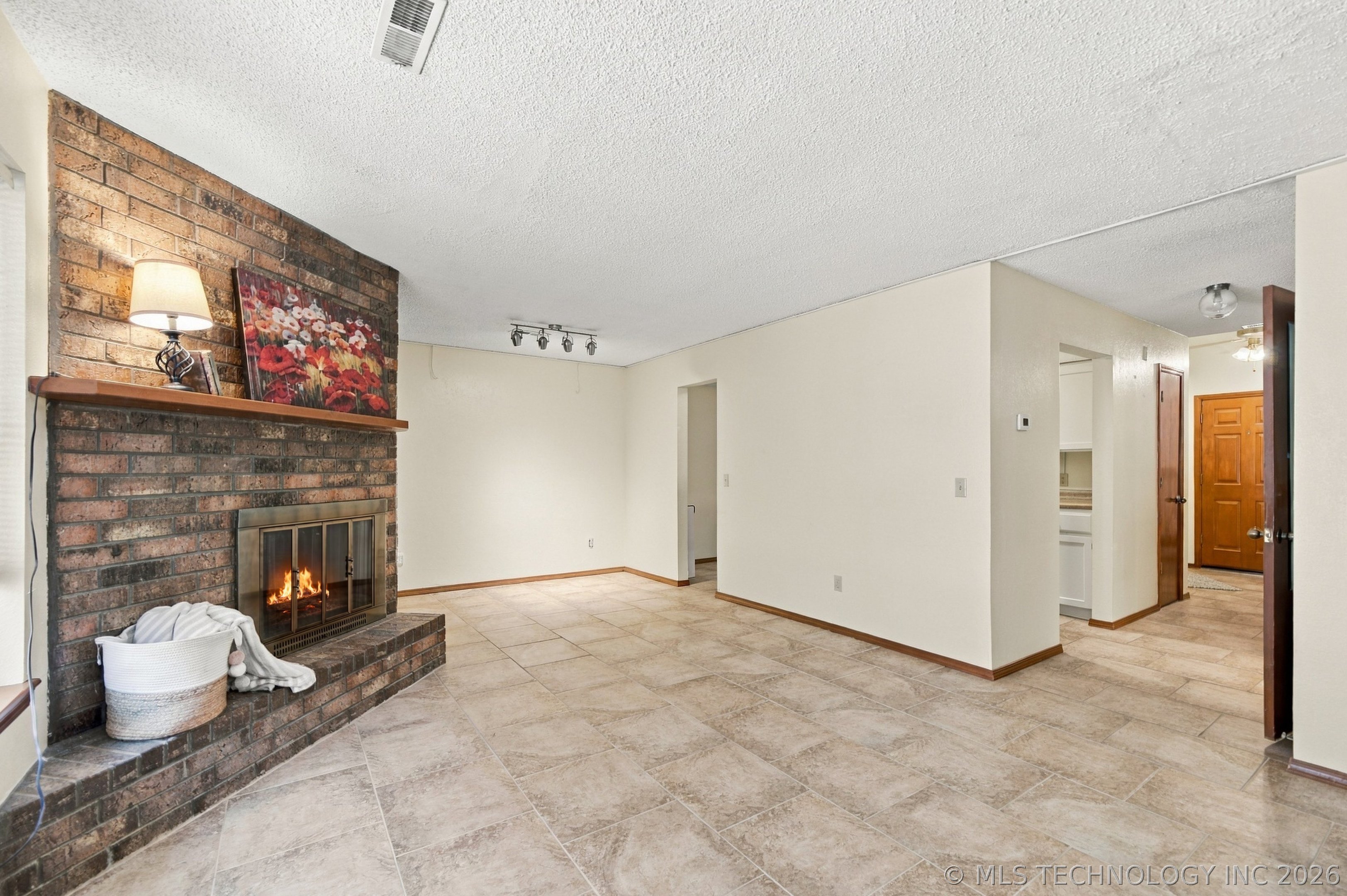 8144 E 17th Street Unit E, Tulsa, OK 74112 — photo 3