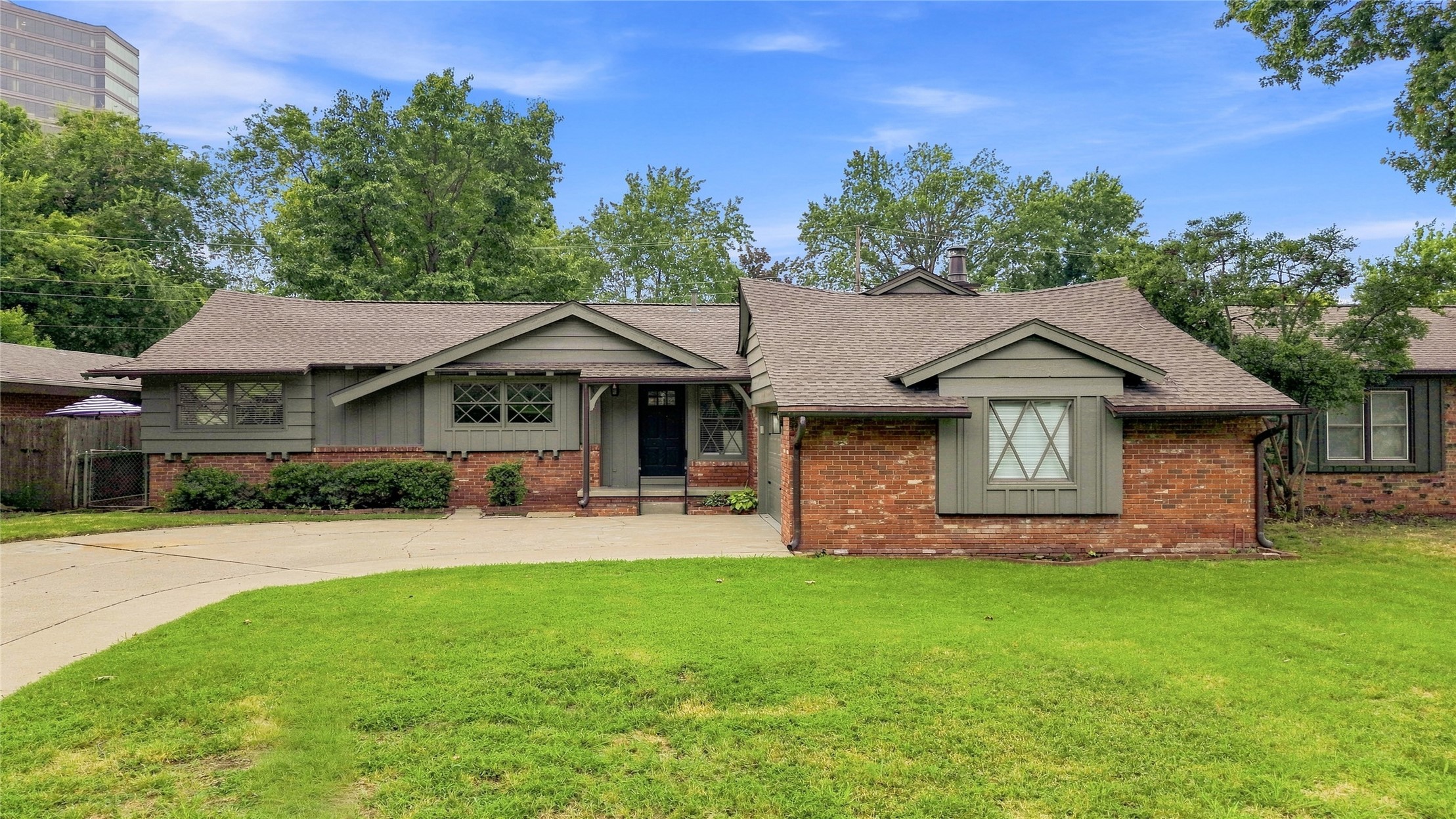 4326 E 60th Place — photo