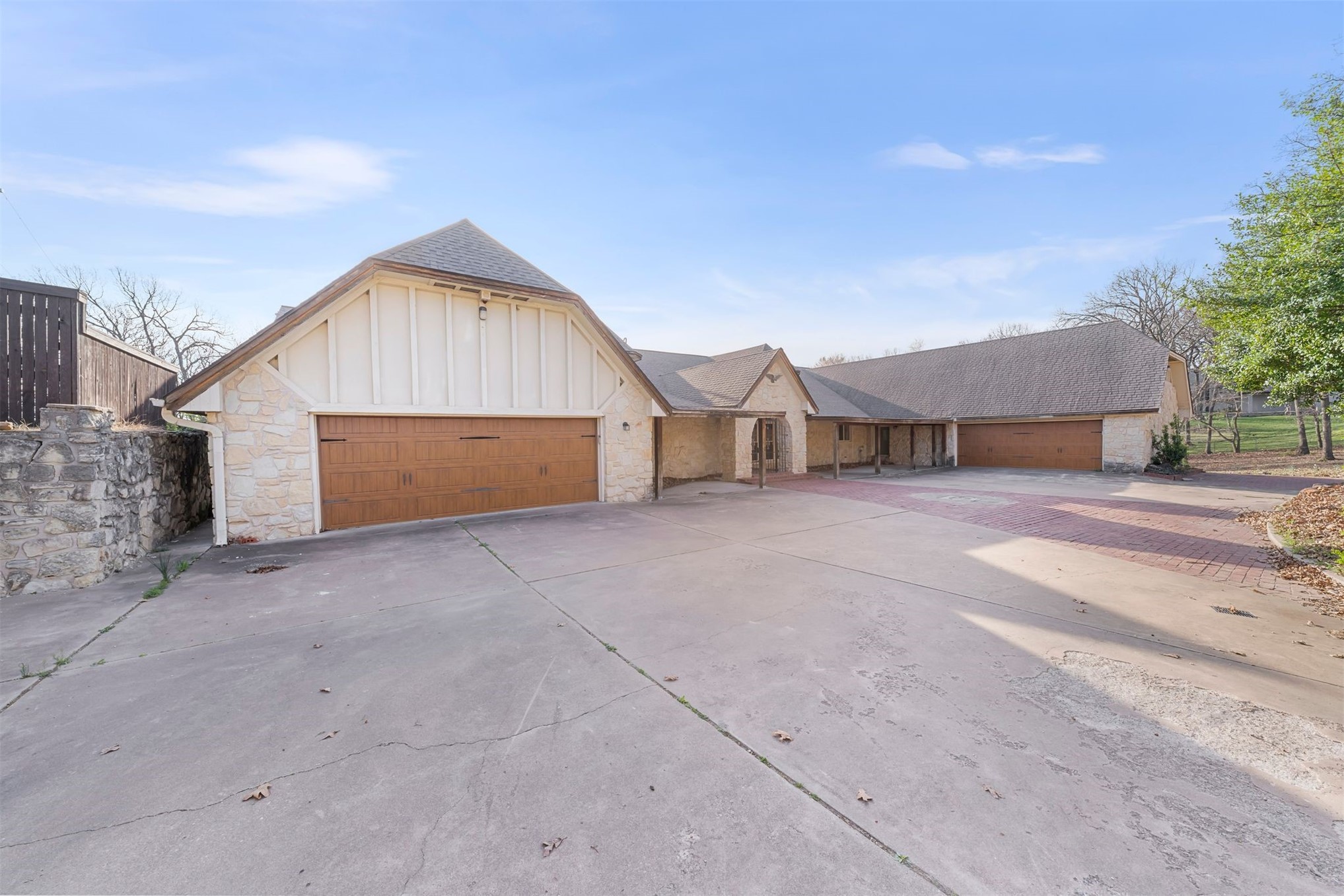 7455 S Sleepy Hollow Drive — photo