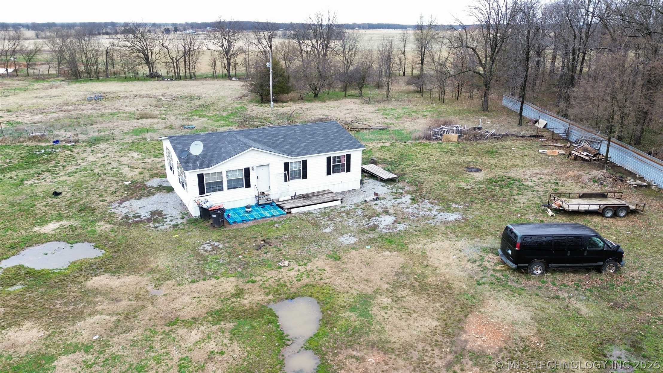 21184 Hwy 20 — photo