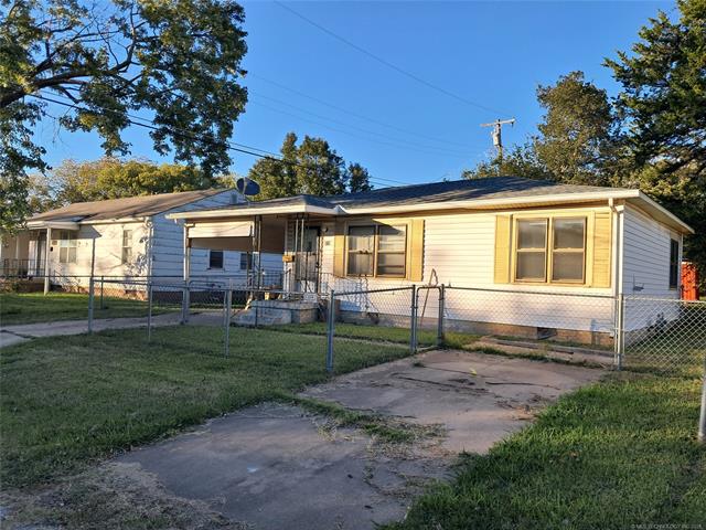 215 9th SE — photo