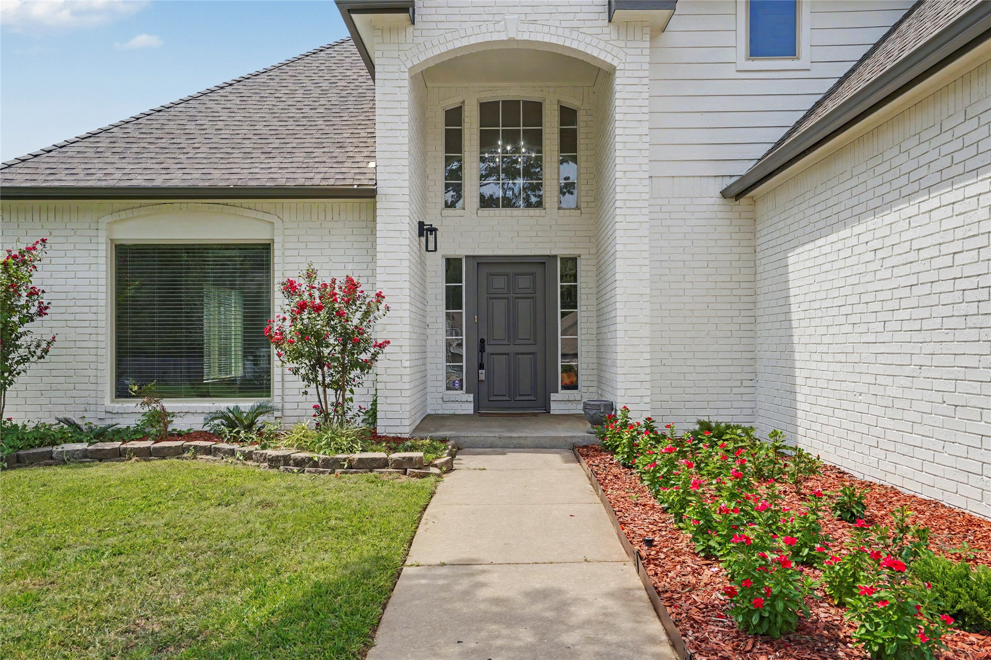 Home in Broken Arrow, OK 74012 — photo 3