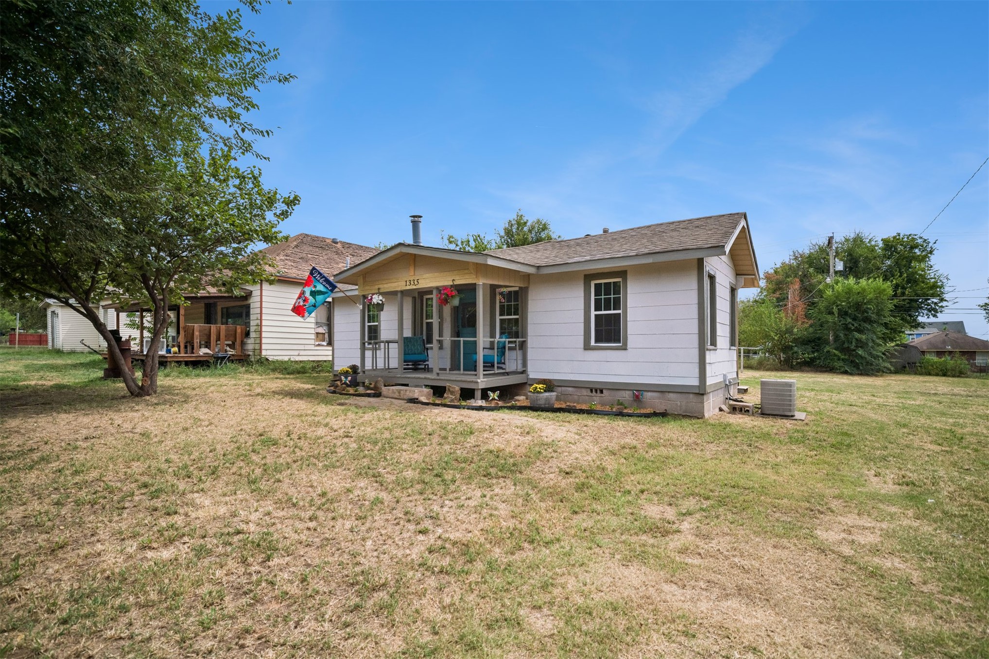 1335 E Maple Street, Cushing, OK 74023 — photo 2