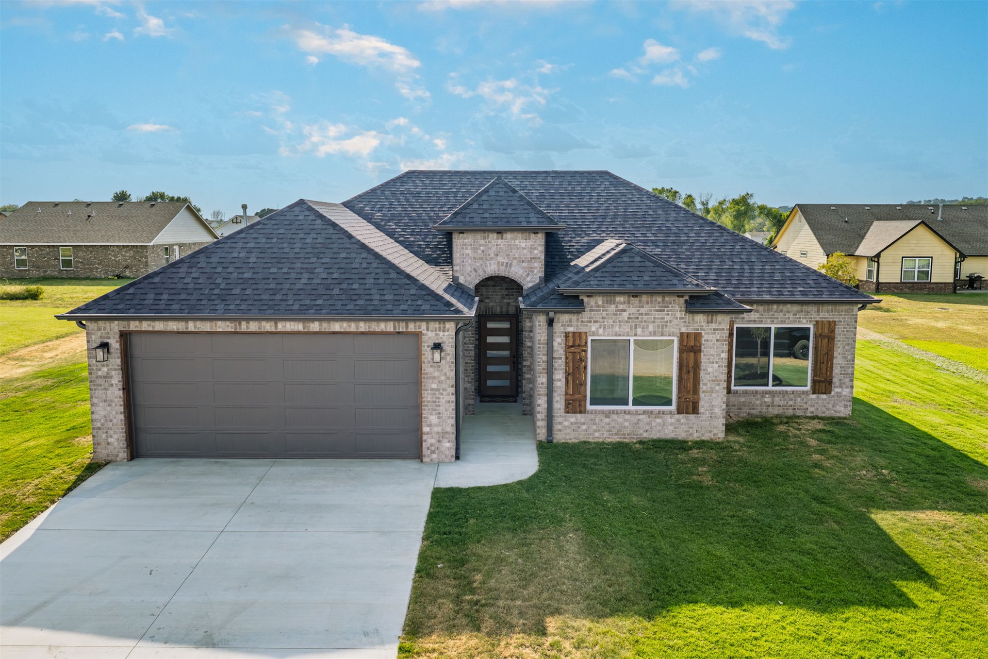 5852 Bluestem Way — photo