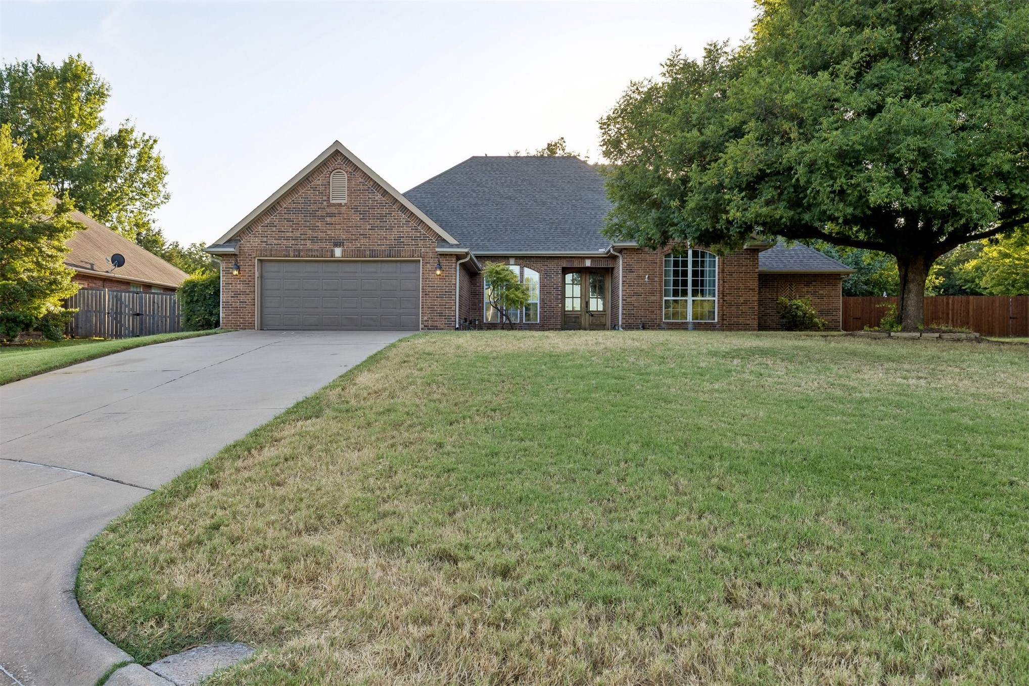 1924 N Brooke Hollow Court — photo