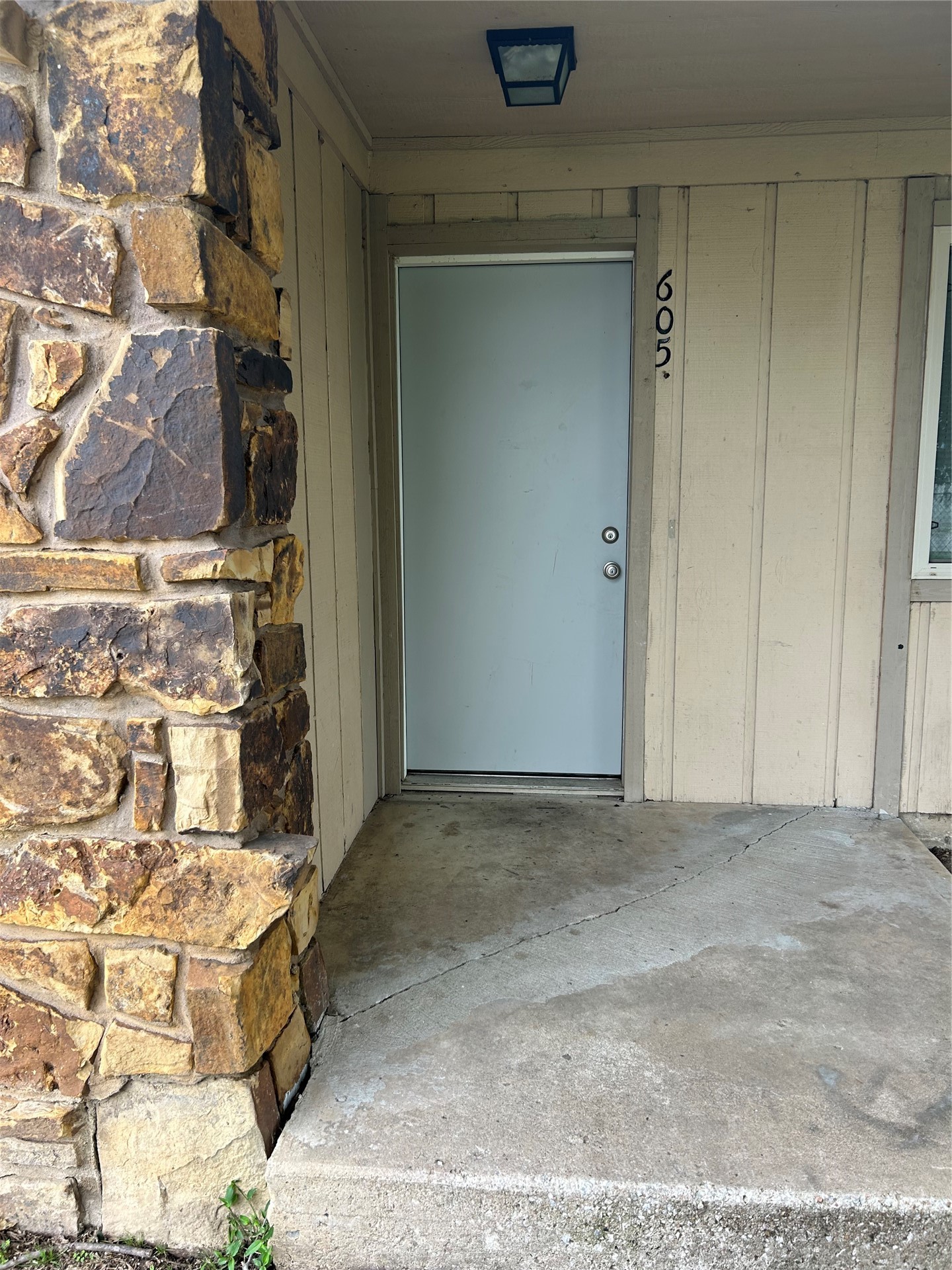 2207 E 66th Place S 605 — photo