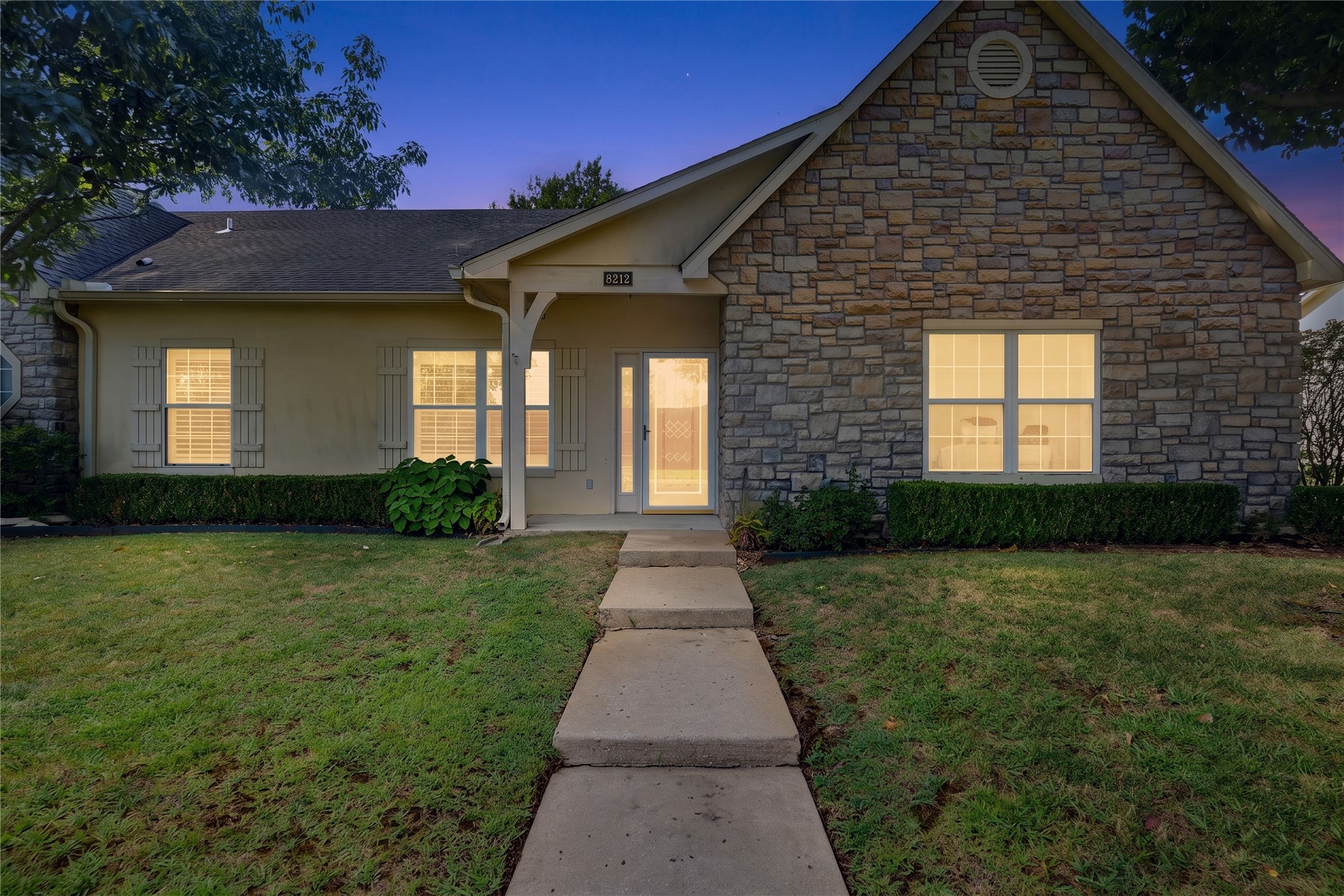 8212 E 74th Court, Tulsa, OK 74133 — photo 2