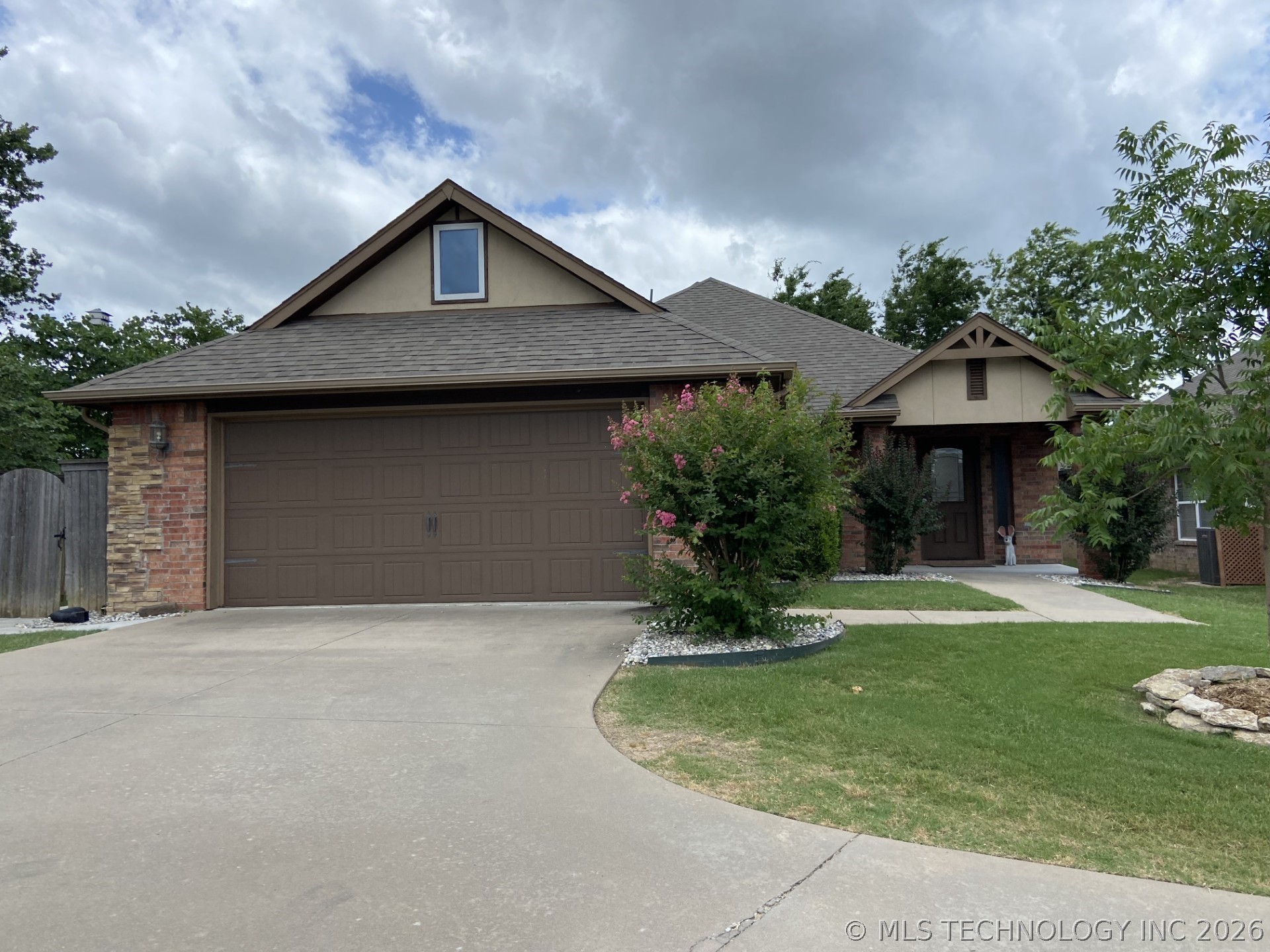 10713 Masters Circle — photo