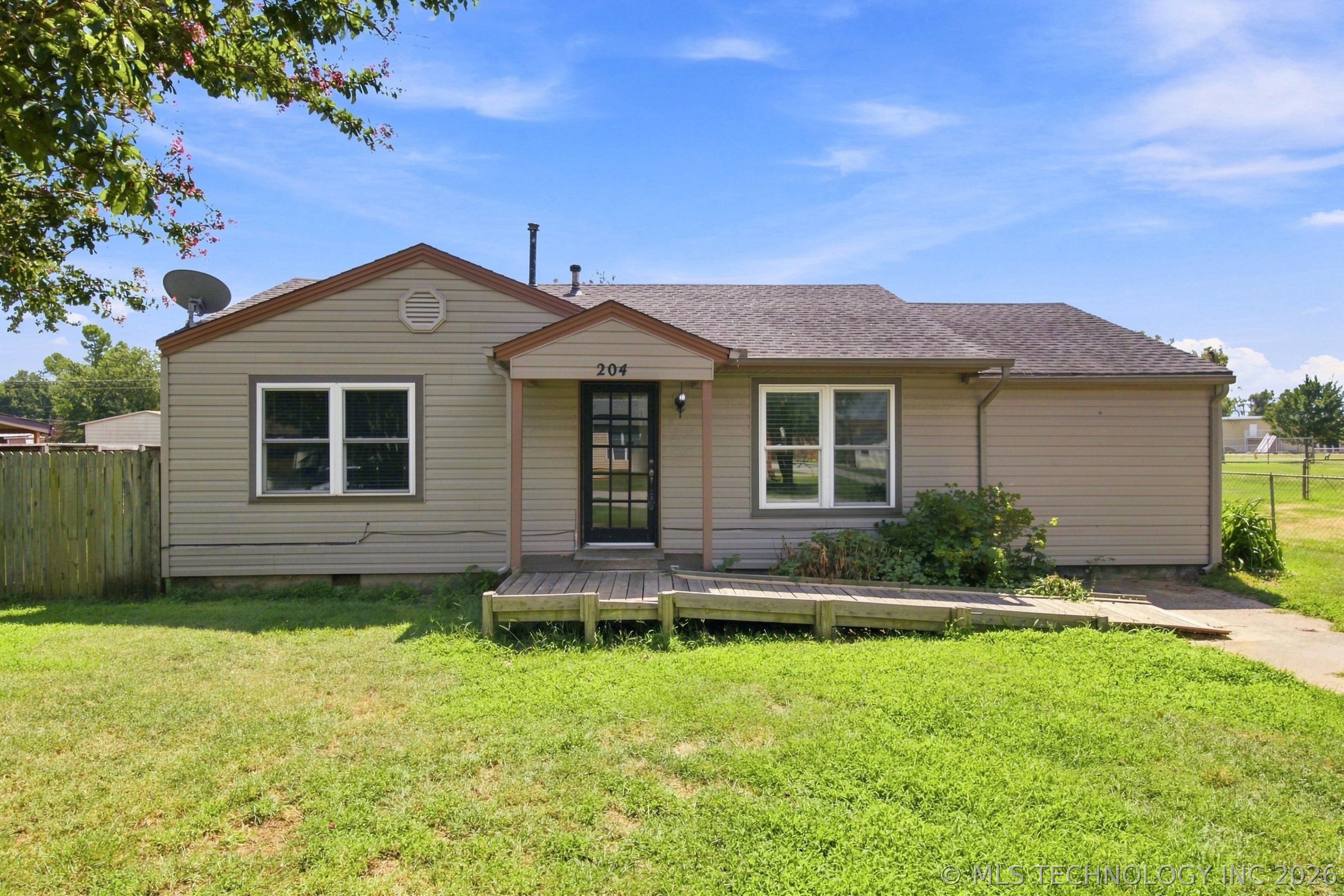 204 E Beaver Street — photo