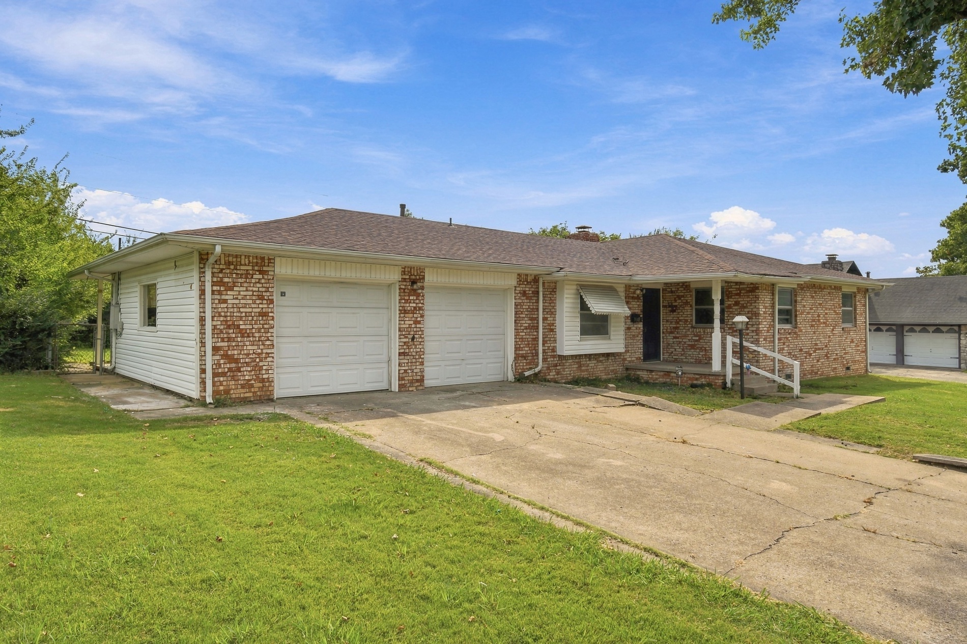 1137 N Union Place, Tulsa, OK 74127 | Realty.com
