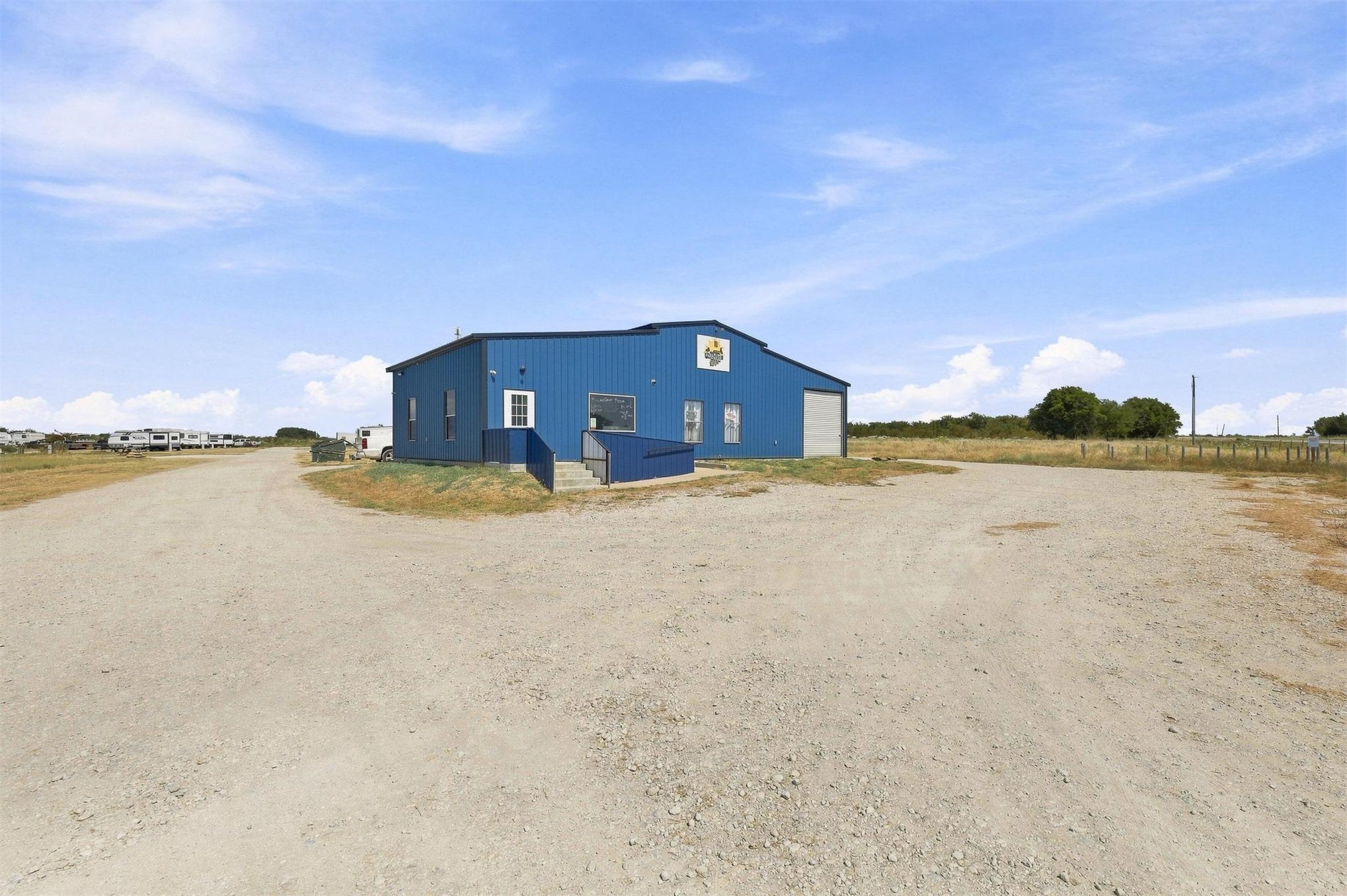 10699 Hwy 377 — photo