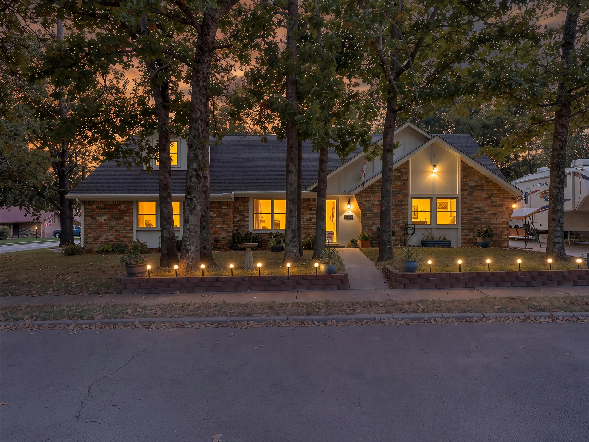 326 Spruce Court — photo