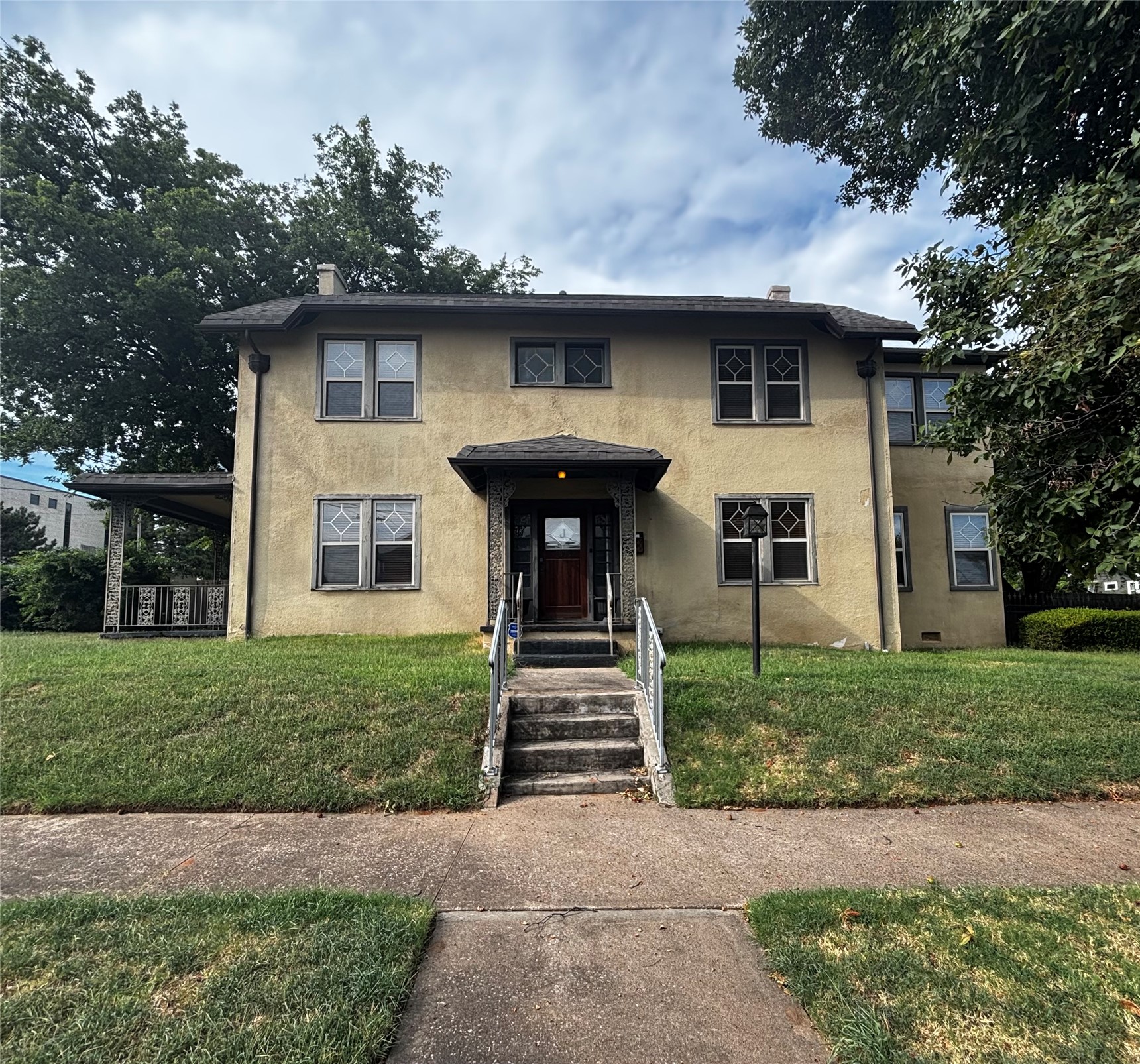 1303 E 17th Place — photo