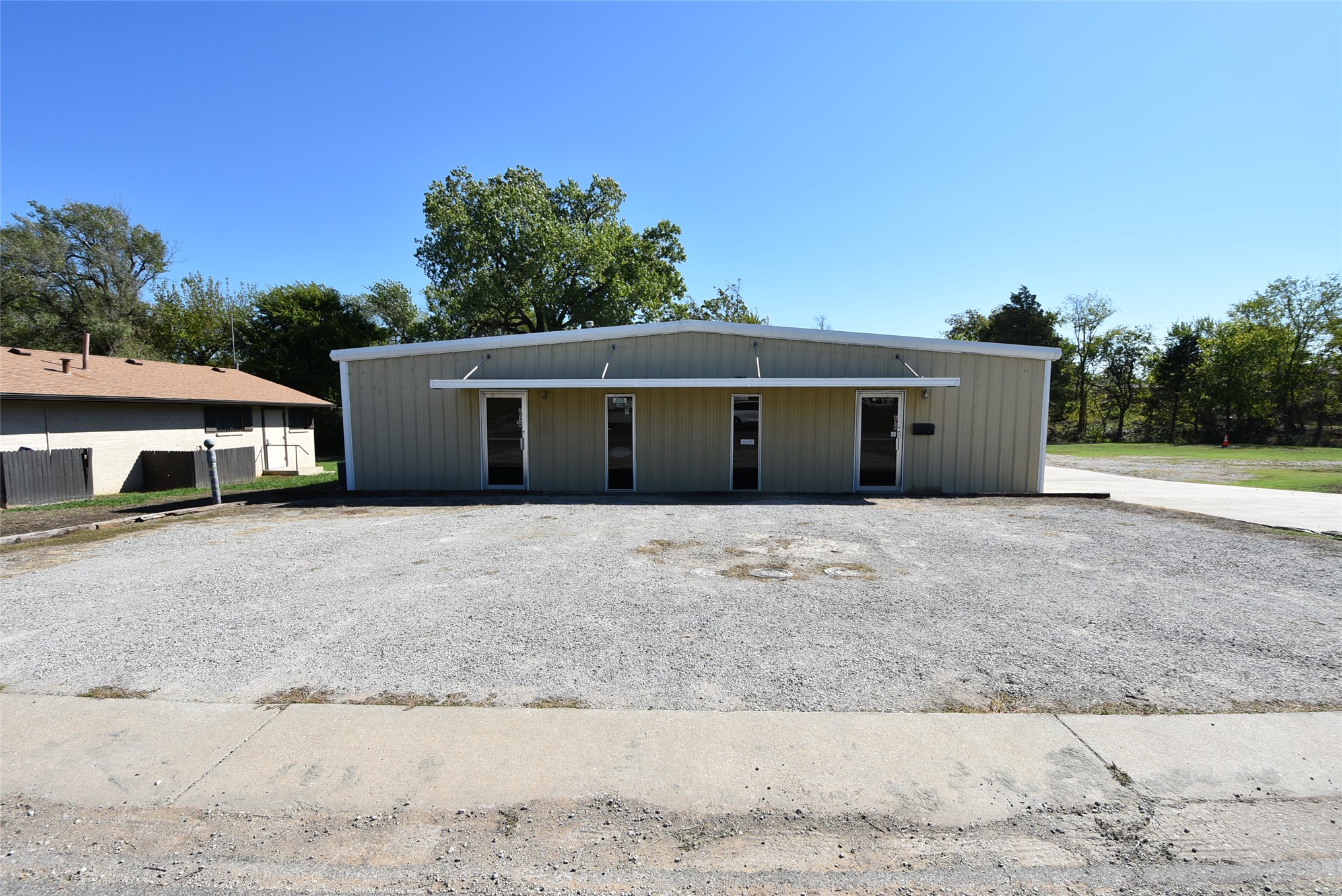 610 N Main Street — photo