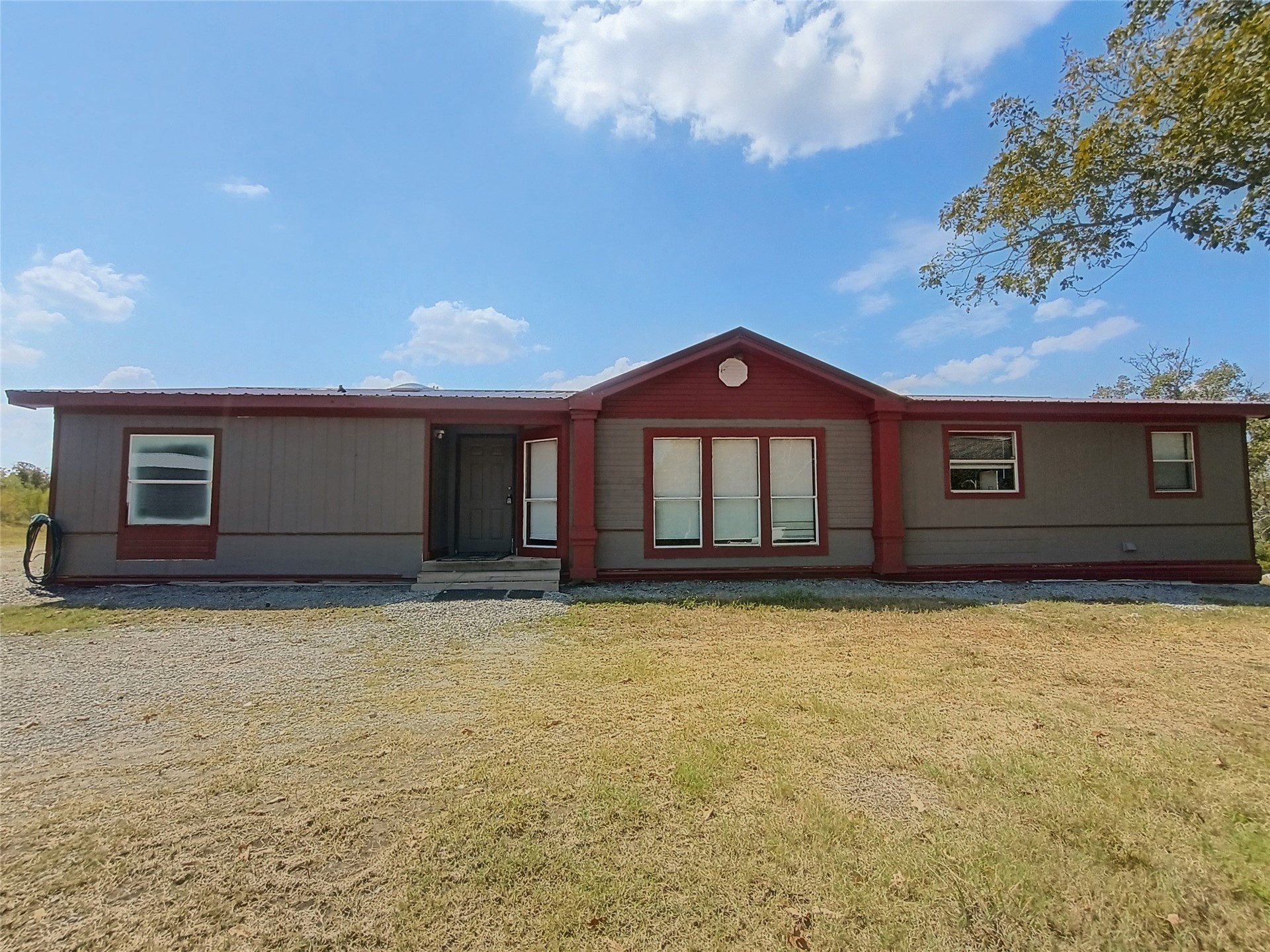 2393 E Camp Loop — photo