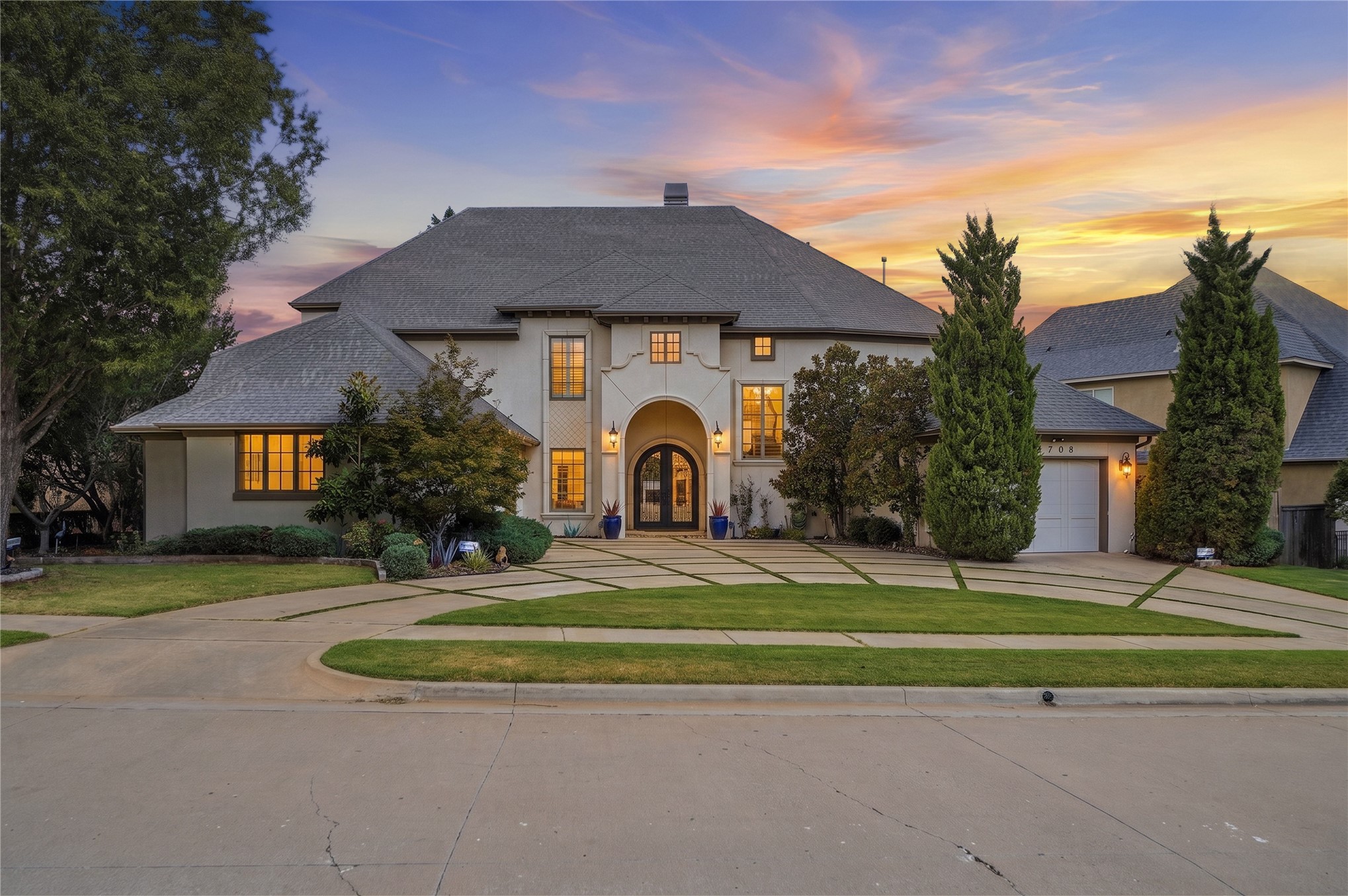 5708 W Austin Street — photo