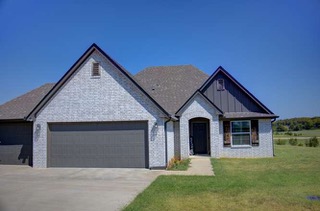 2420 W King Lane — photo