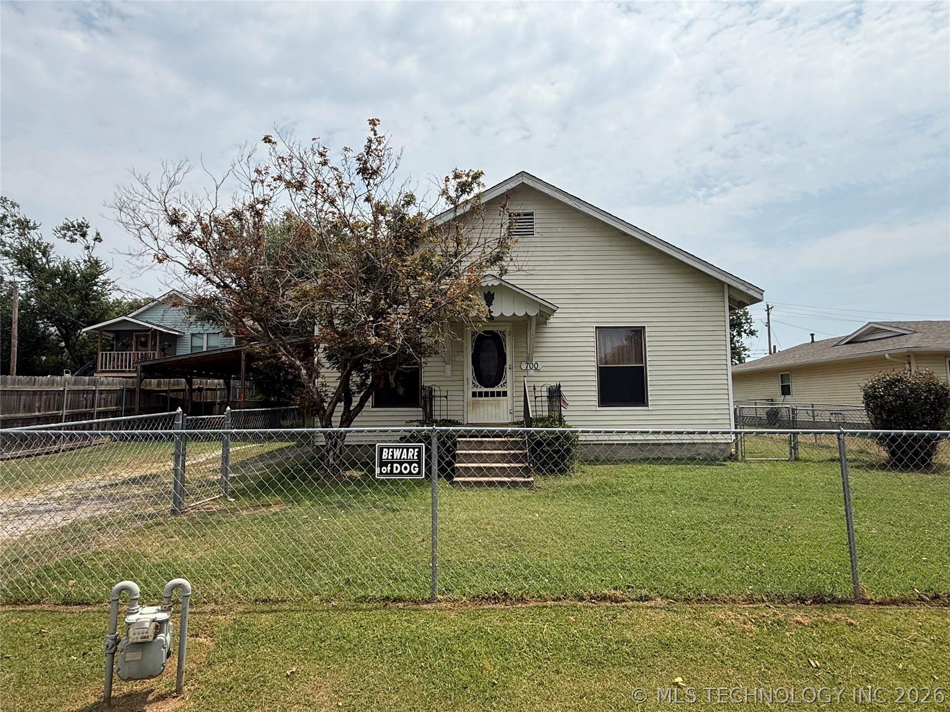 700 Perdue Avenue — photo