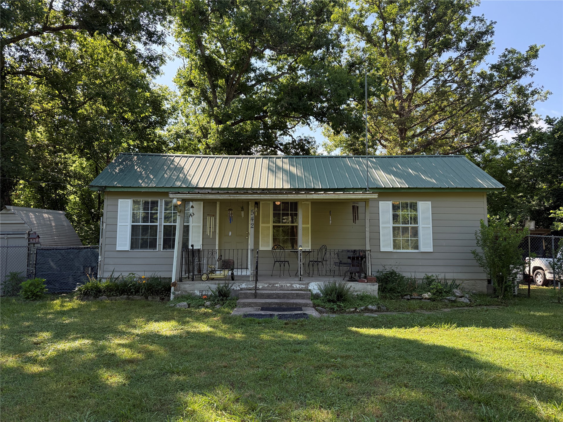Home in Watts, OK 74964 — photo 2