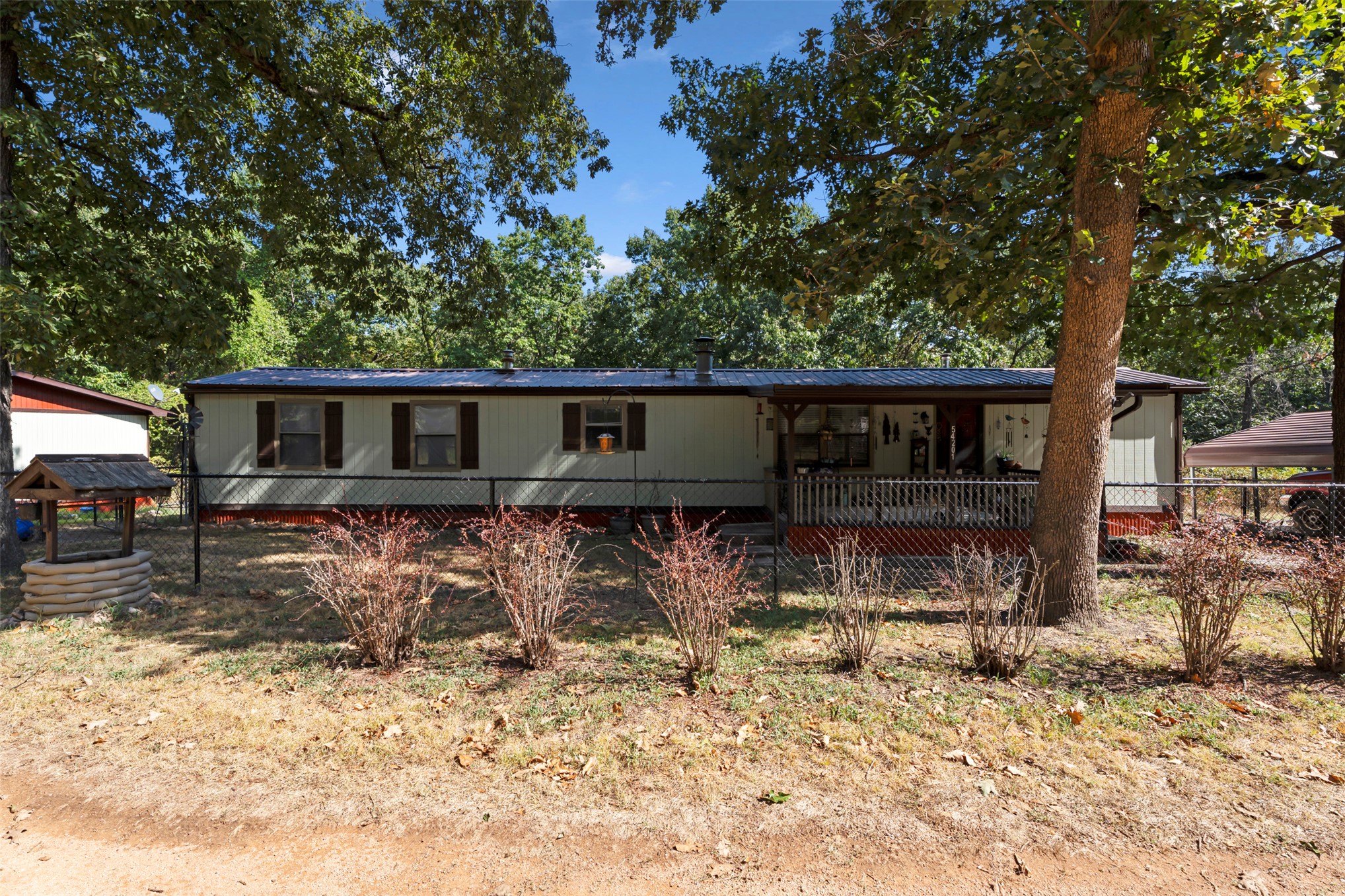 54201 Pin Oak Circle — photo