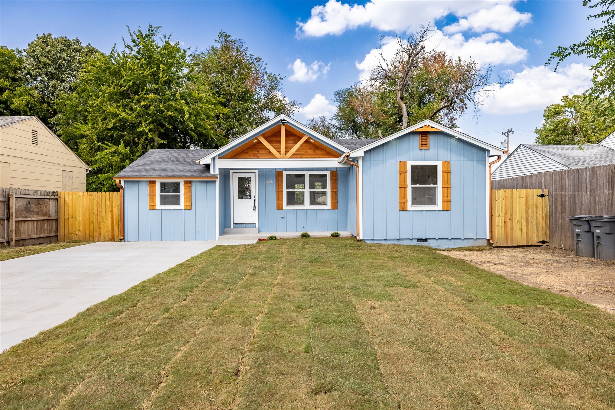 5123 E Easton Street — photo