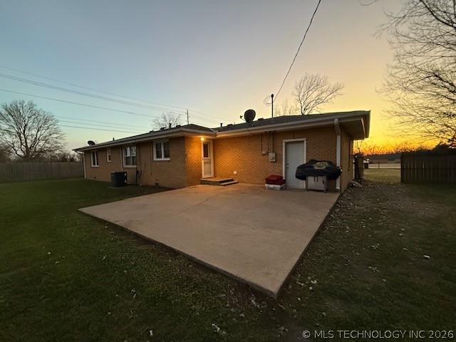 1818 McKinley — photo