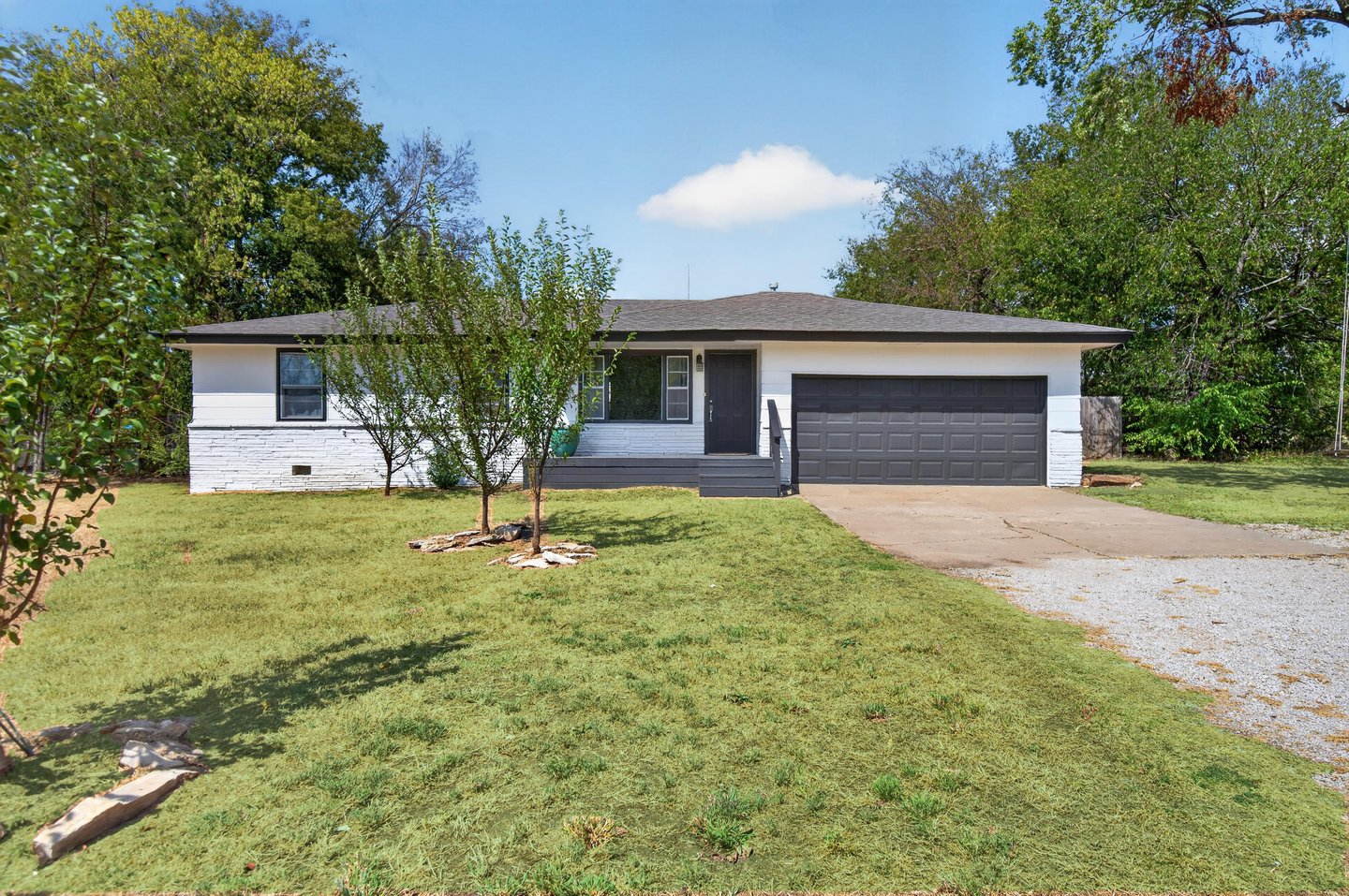 4012 Woodville Road — photo