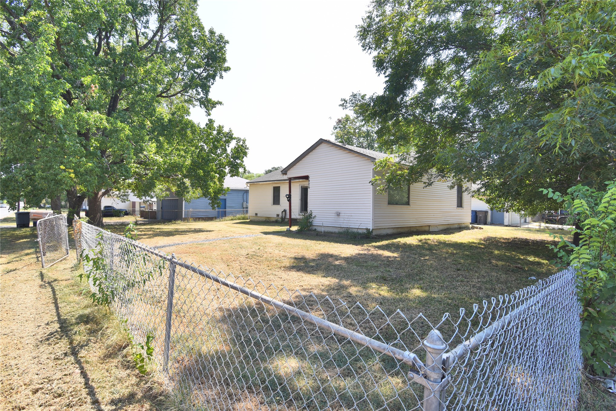 5906 E King Street, Tulsa, OK 74115 — photo 3
