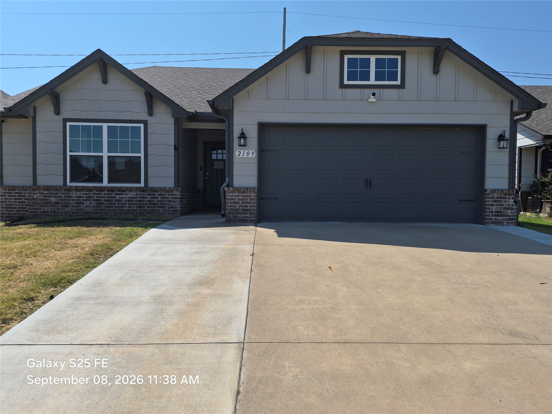 2109 E Winston Street — photo