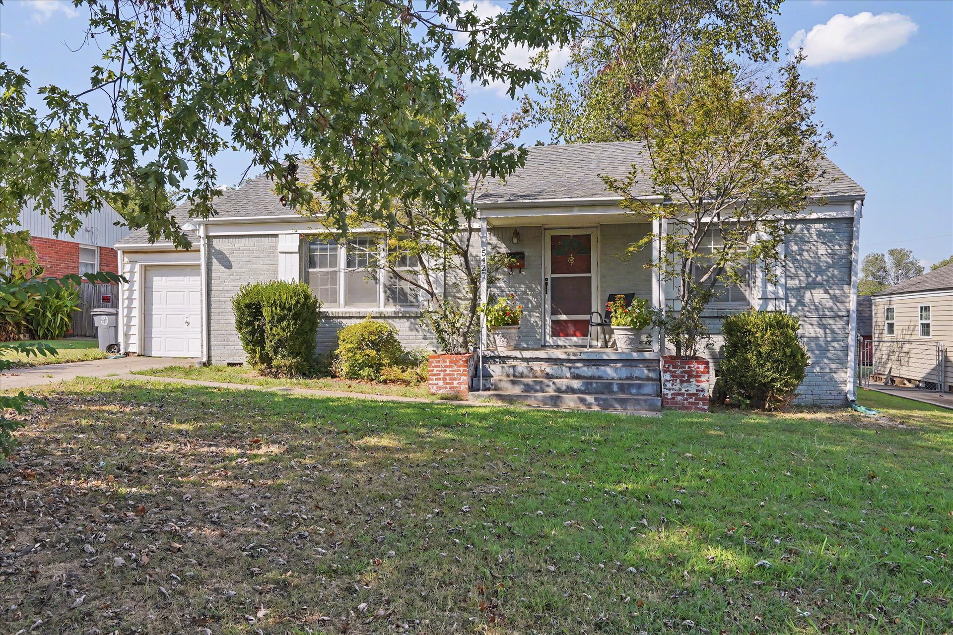 5427 E 5th Place — photo