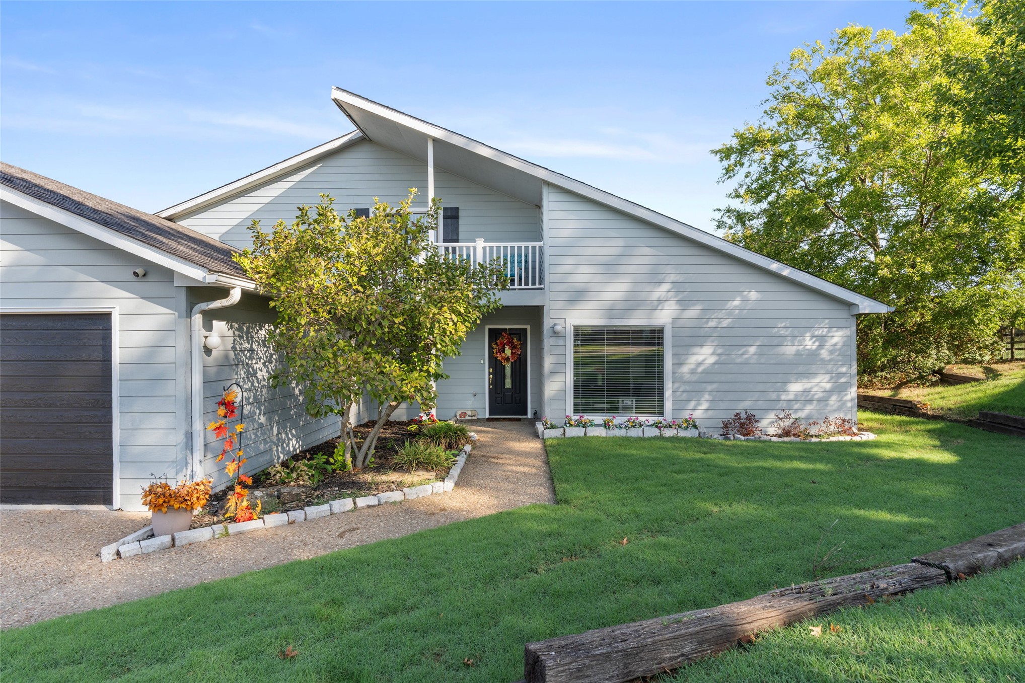 201 Clear Ridge Court — photo