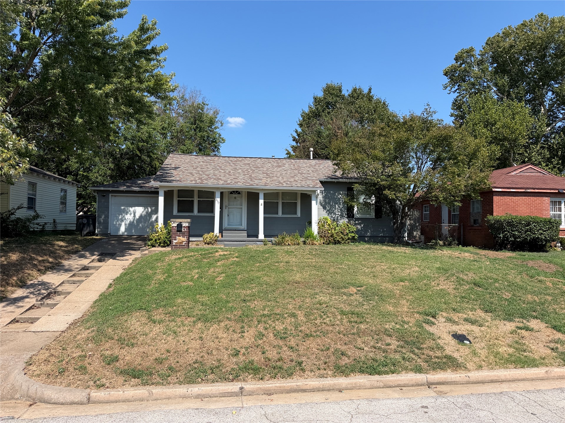 3927 E 2nd Street E, Tulsa, OK 74112 — photo 2