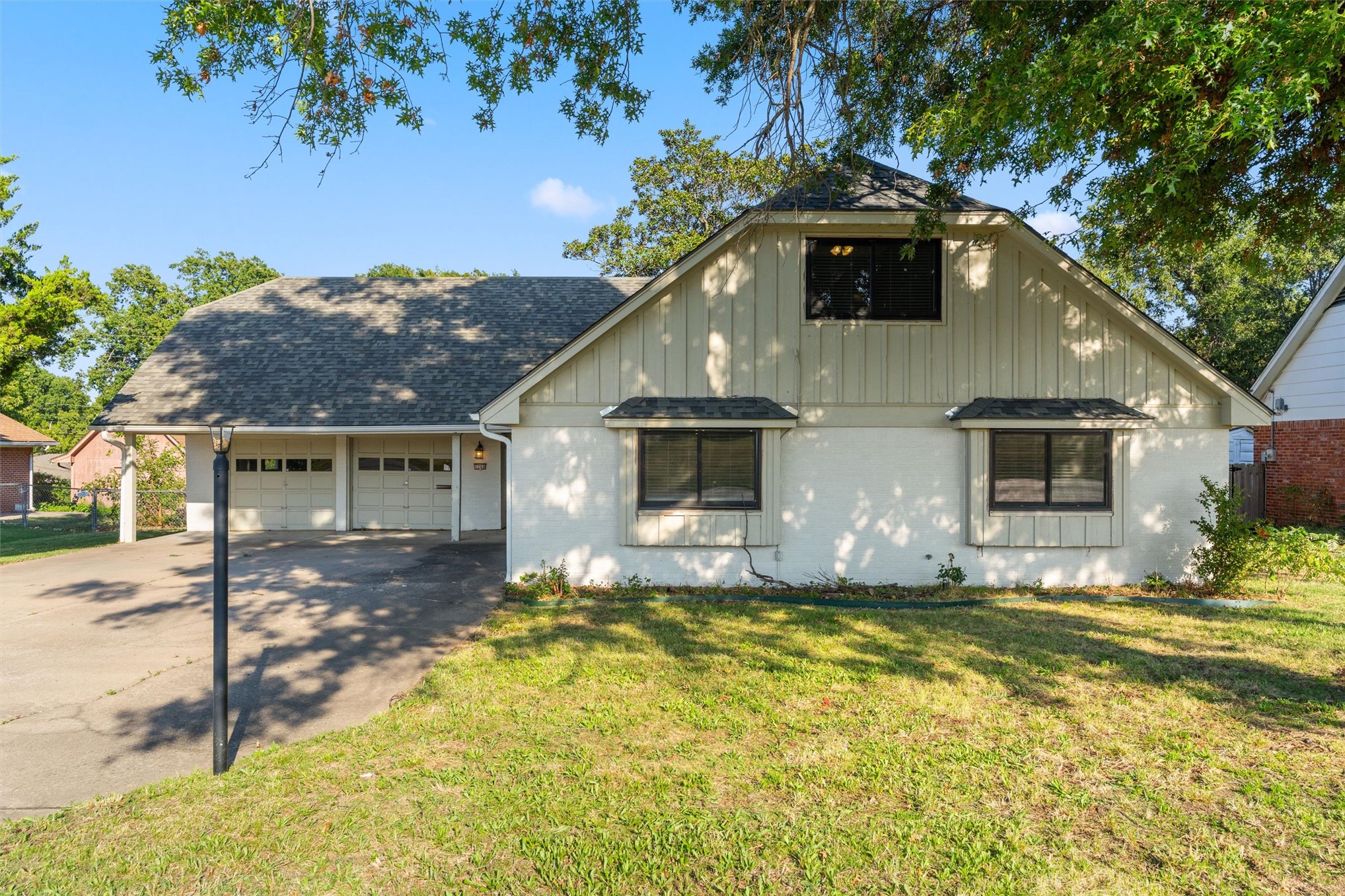 1208 SE Swan Drive — photo