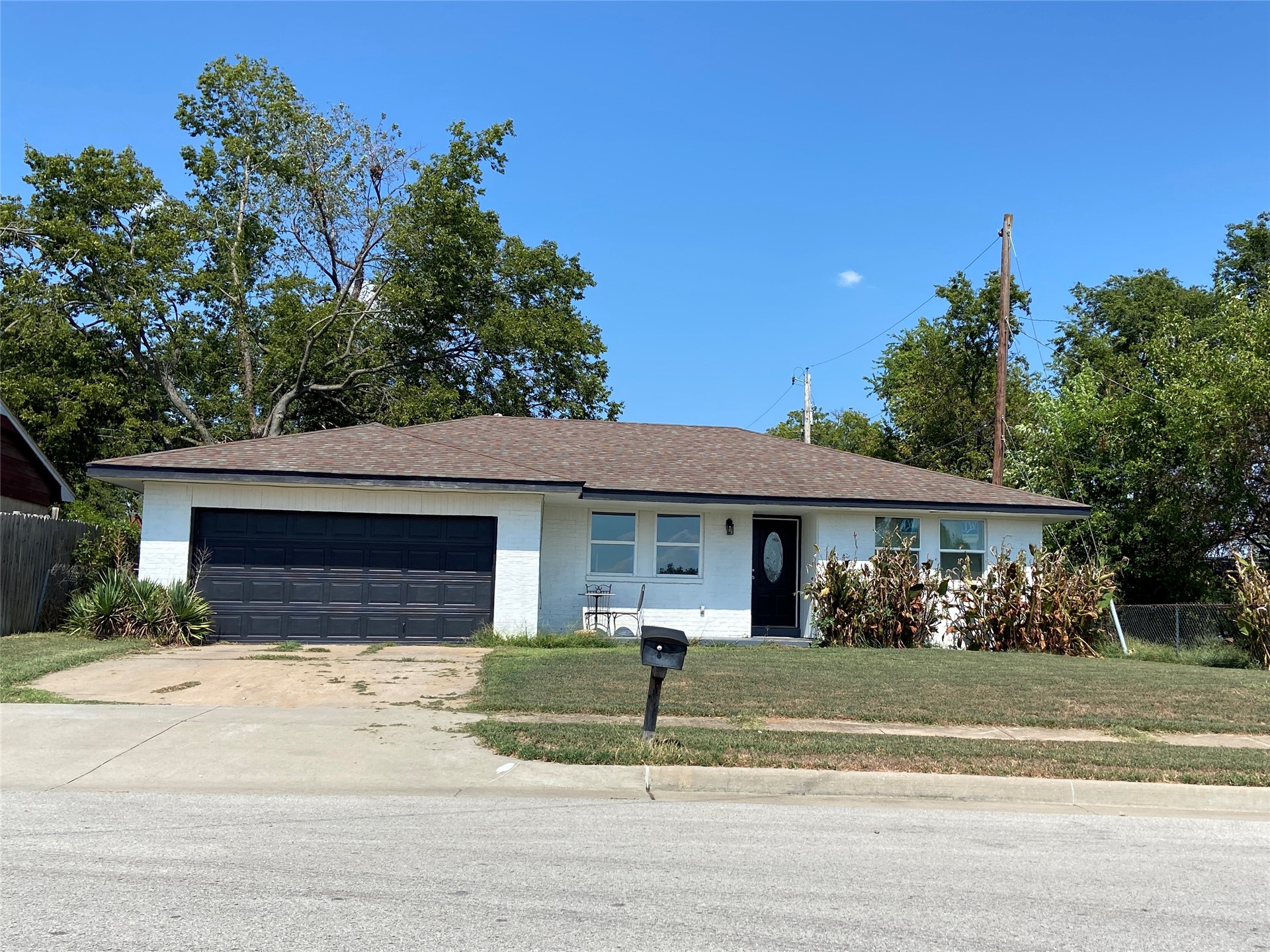 18589 E 3rd Street E, Tulsa, OK 74108 — photo 2