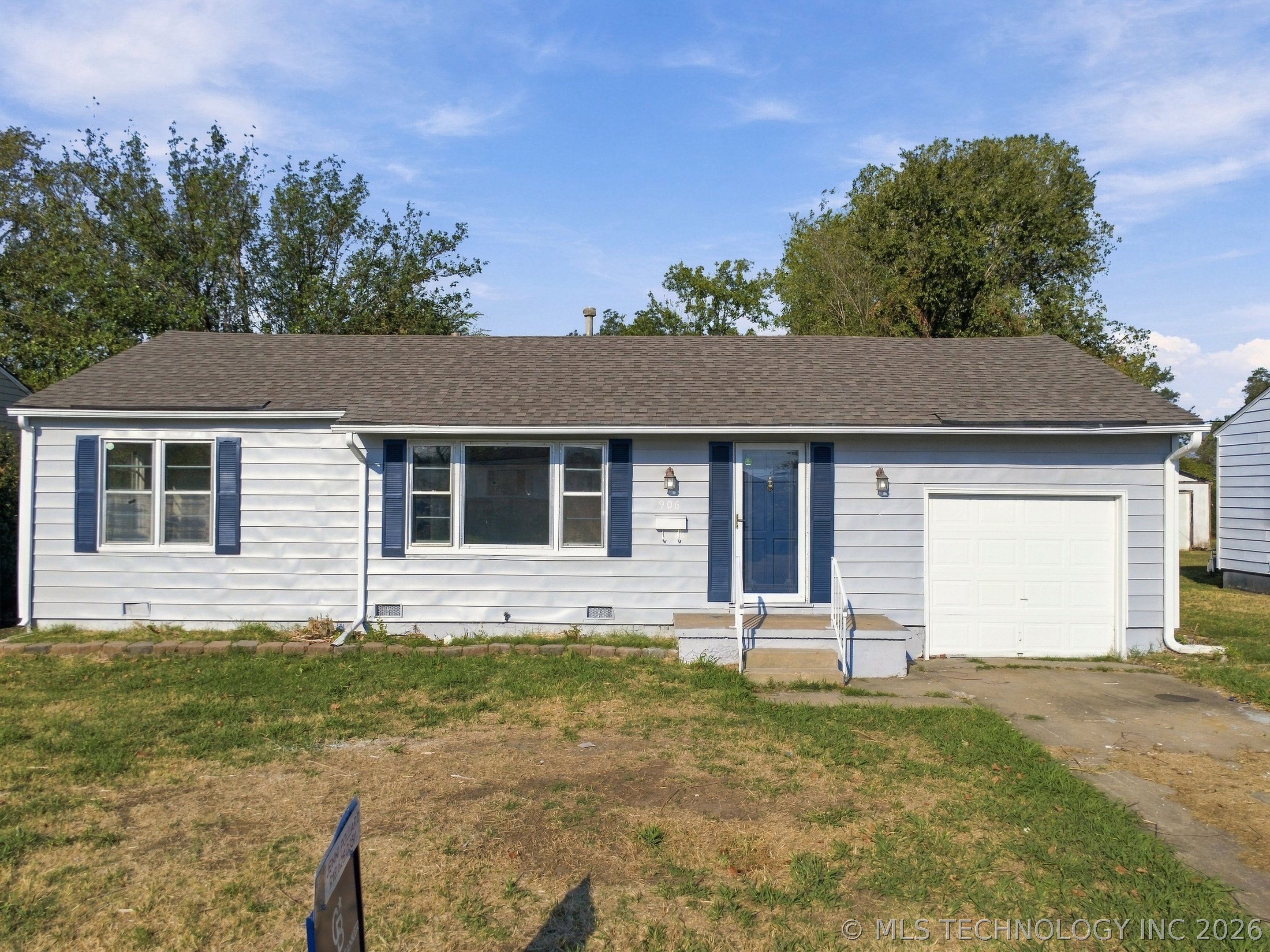 906 N Birch Street — photo
