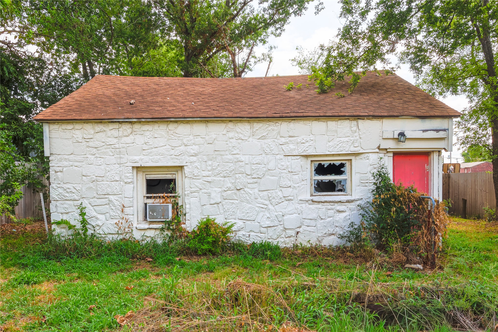 305 Chickasaw Avenue #1/2 — photo