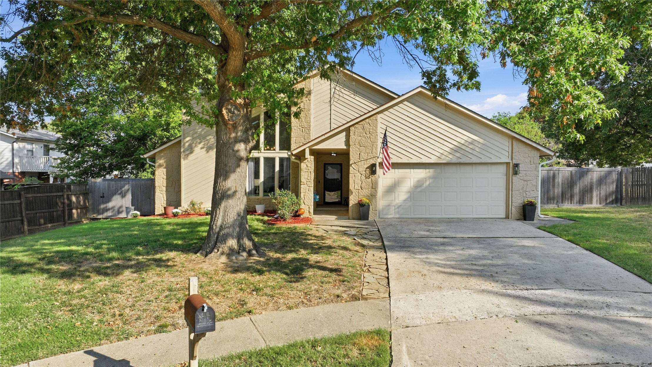 2806 W Atlanta Place — photo