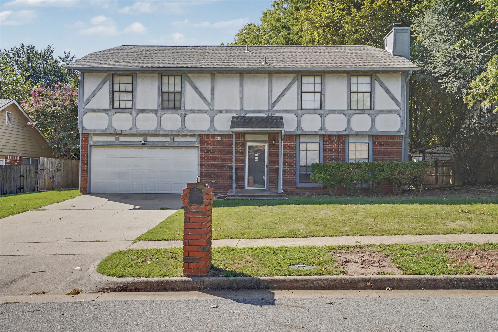 1809 W Gulfport Street — photo