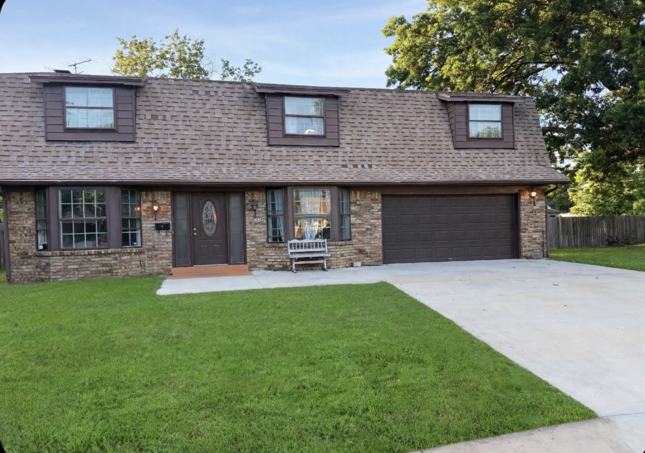 7039 E 51 Court — photo